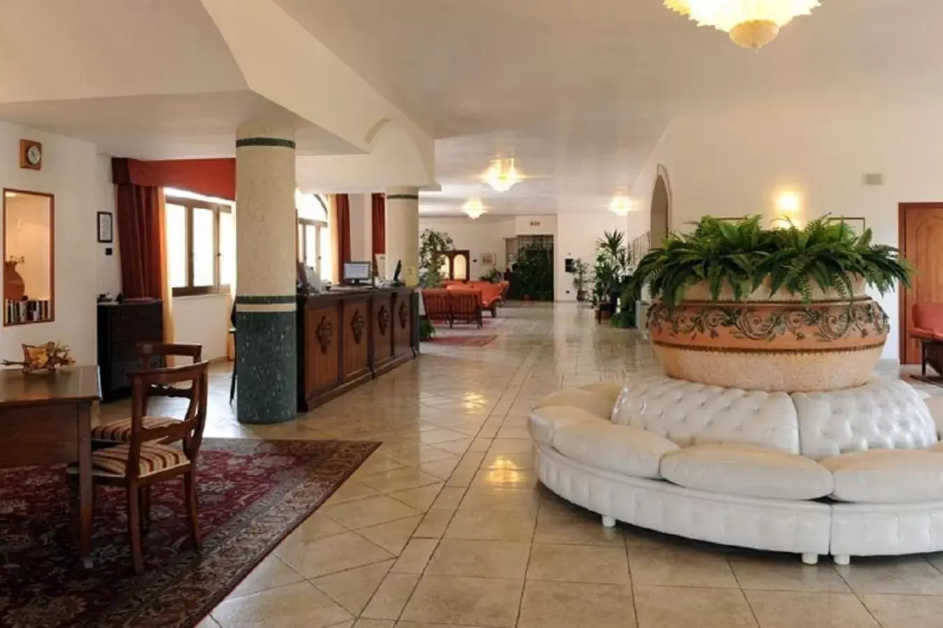 Lobby/Reception in Hotel Villa Rosa