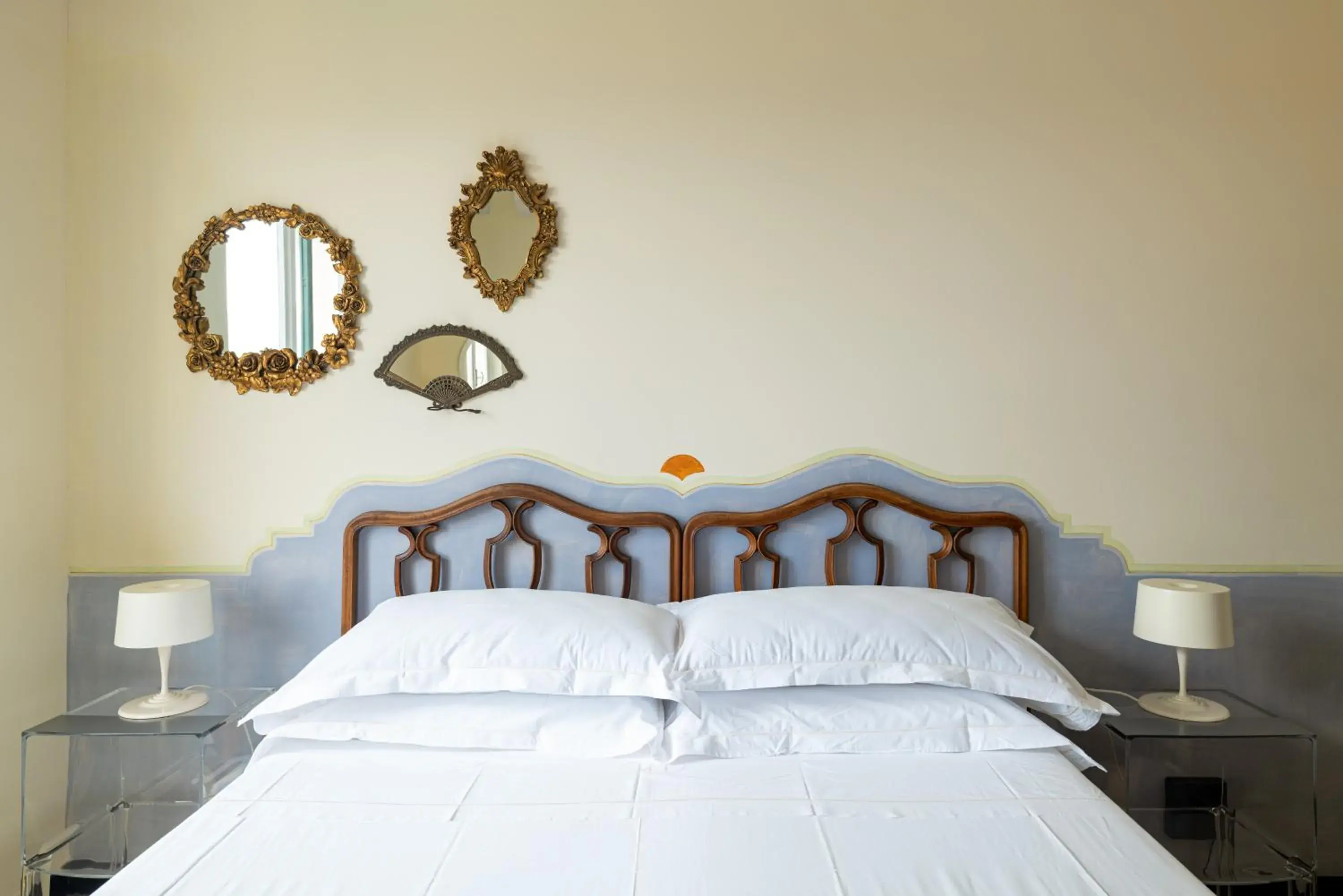 Bedroom, Bed in Albergo Minerva