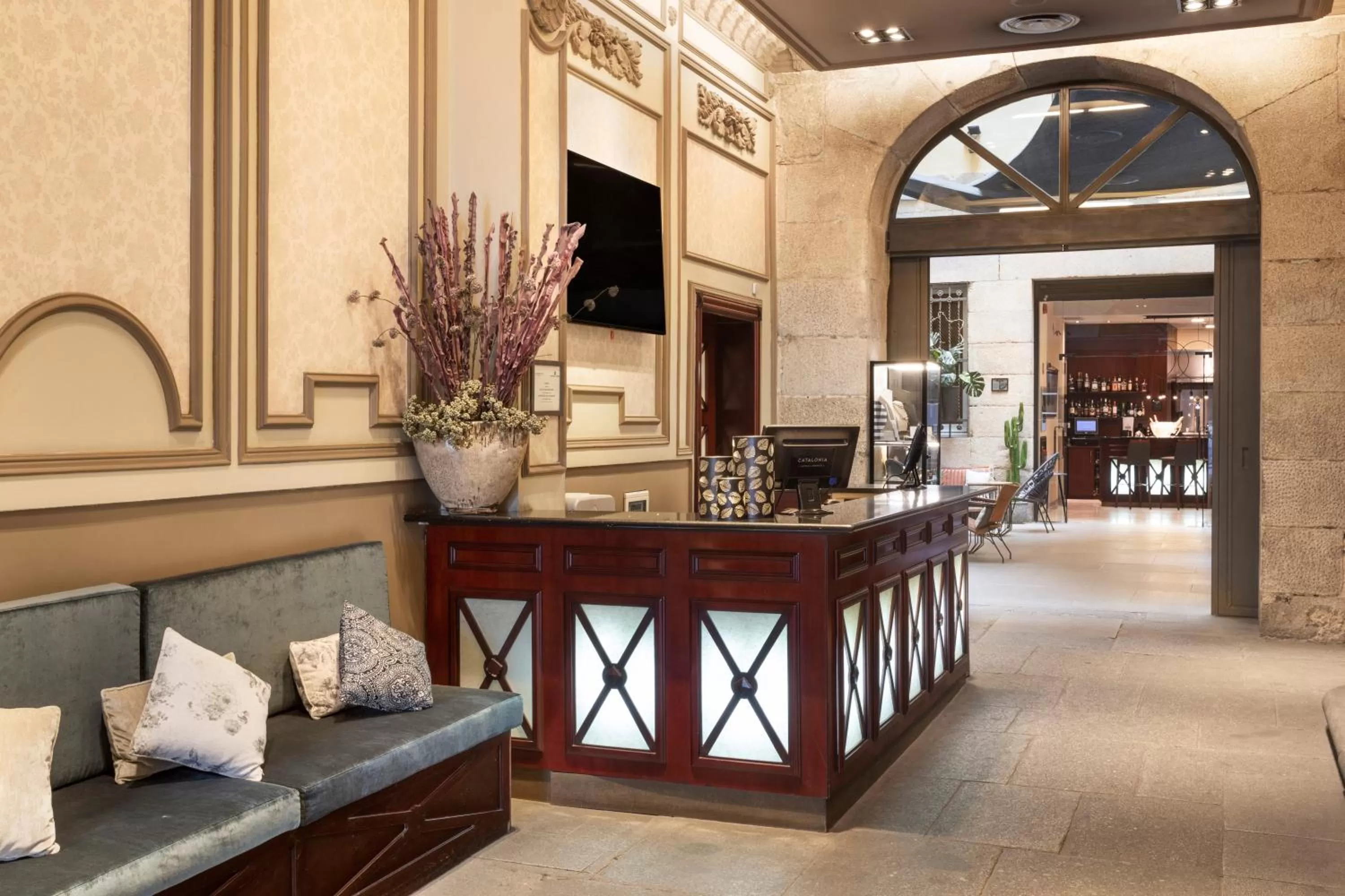 Lobby or reception in Catalonia Puerta del Sol