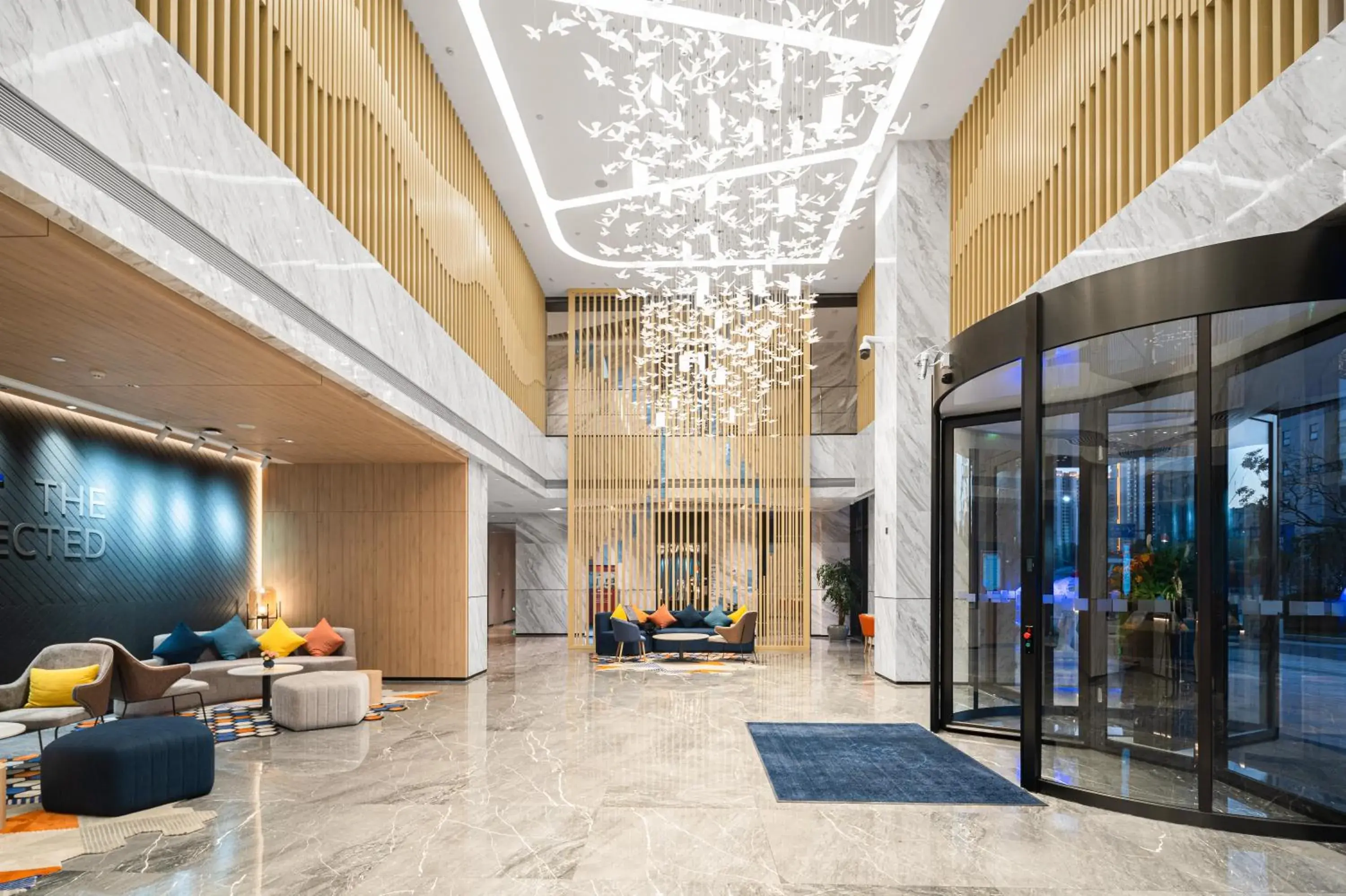Lobby or reception in Holiday Inn Express Nanchang Riverside, an IHG Hotel
