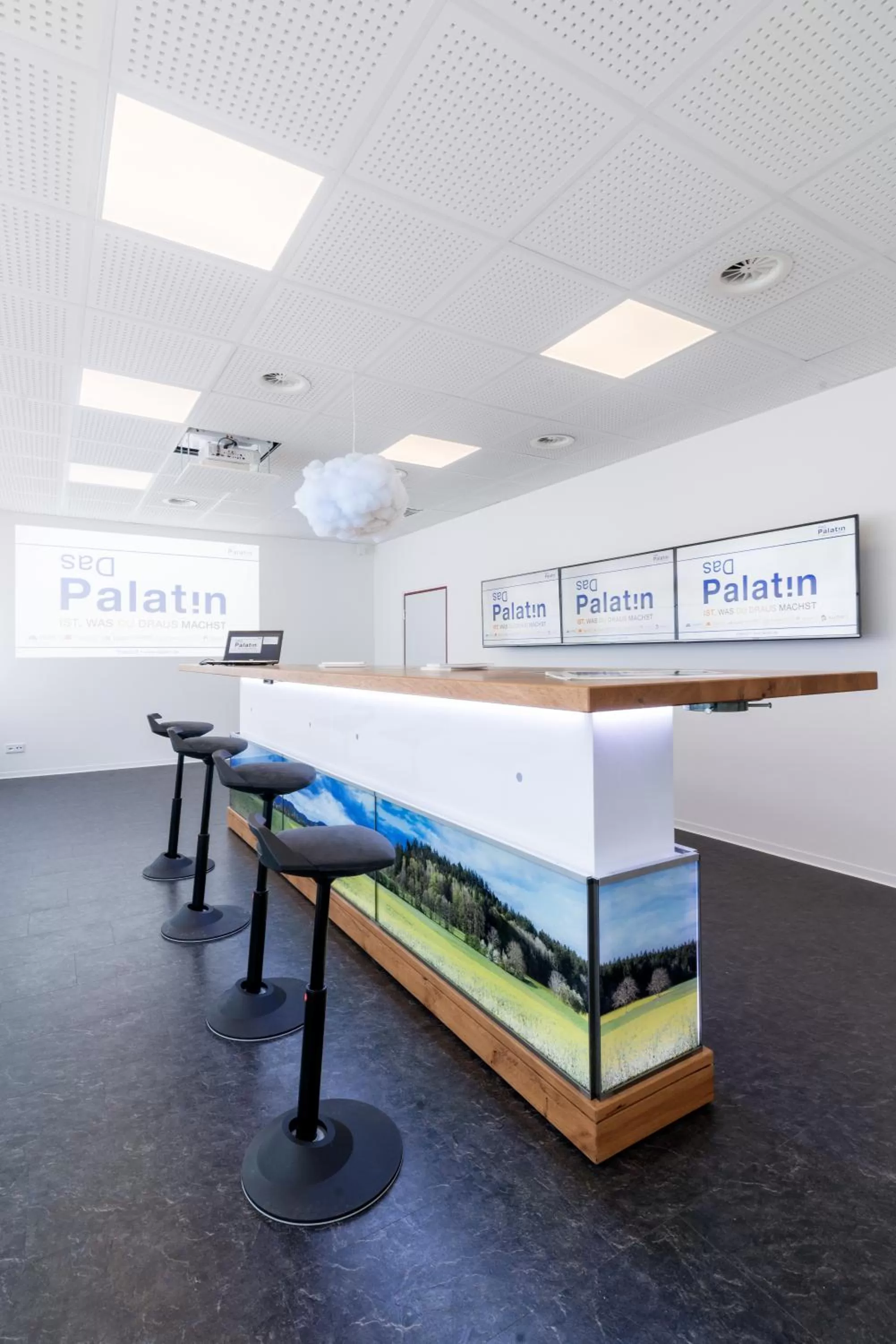 Meeting/conference room in Best Western Plus Palatin Kongresshotel