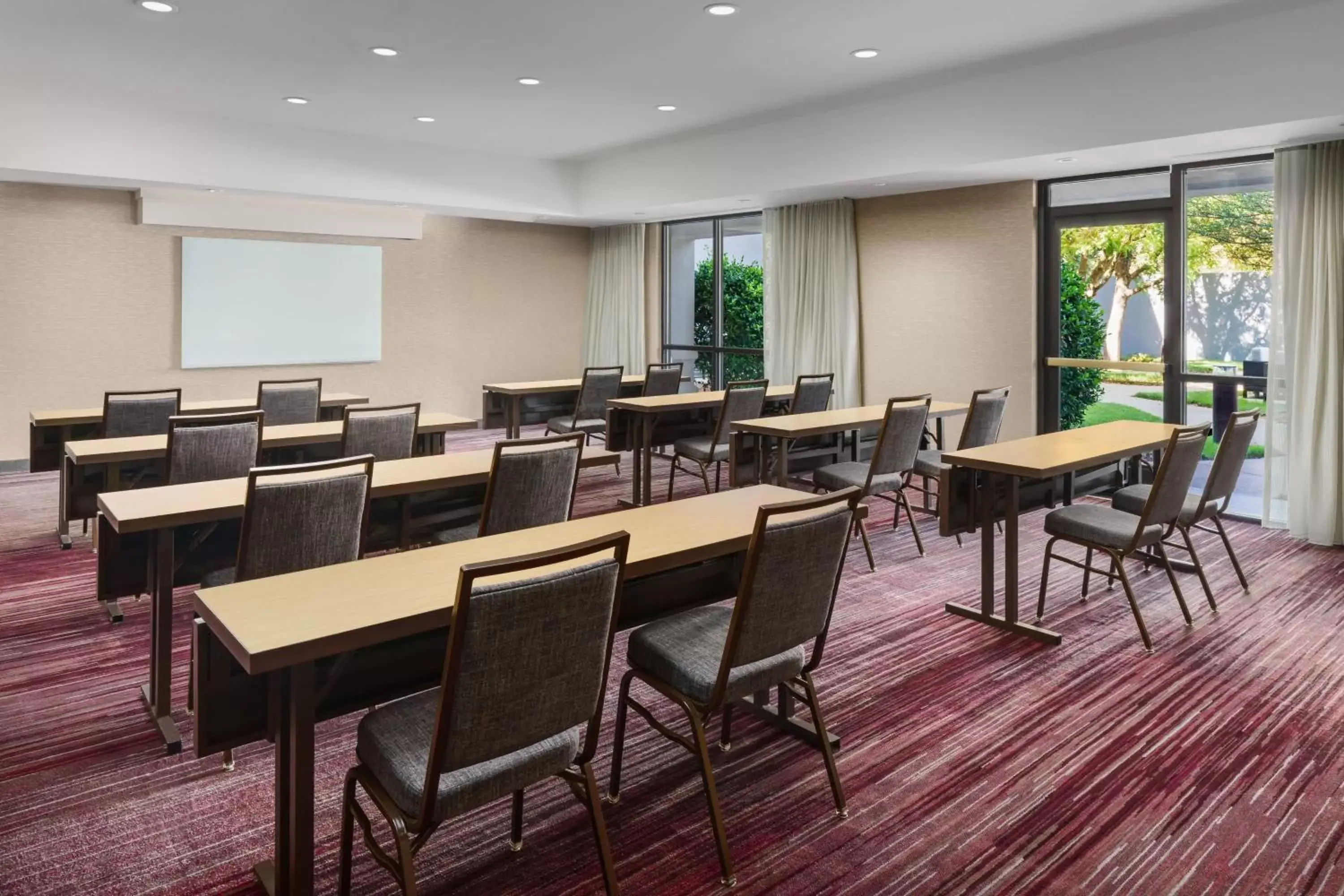 Meeting/conference room in Courtyard by Marriott Dallas Lewisville