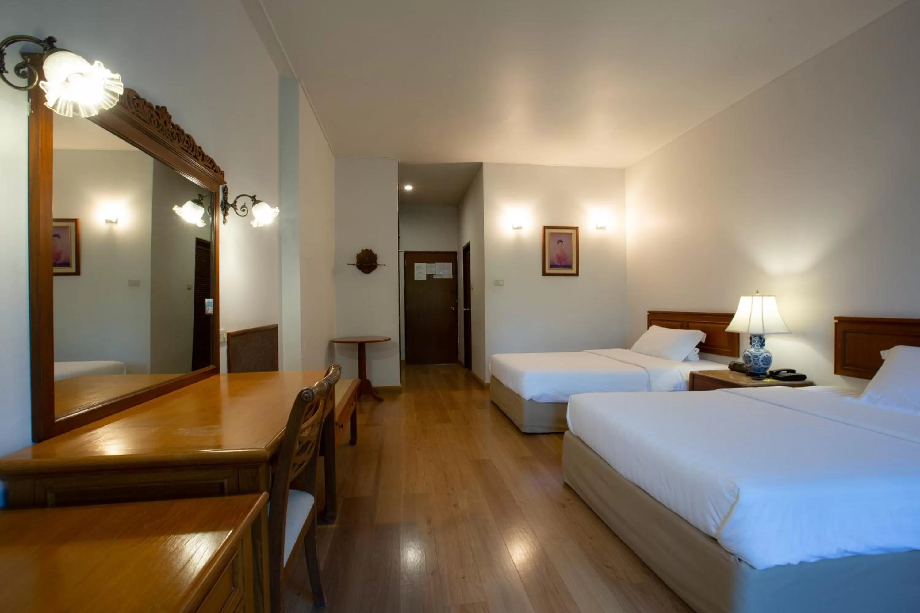 Photo of the whole room, Bed in Sailom Hotel Hua Hin - SHA Extra Plus