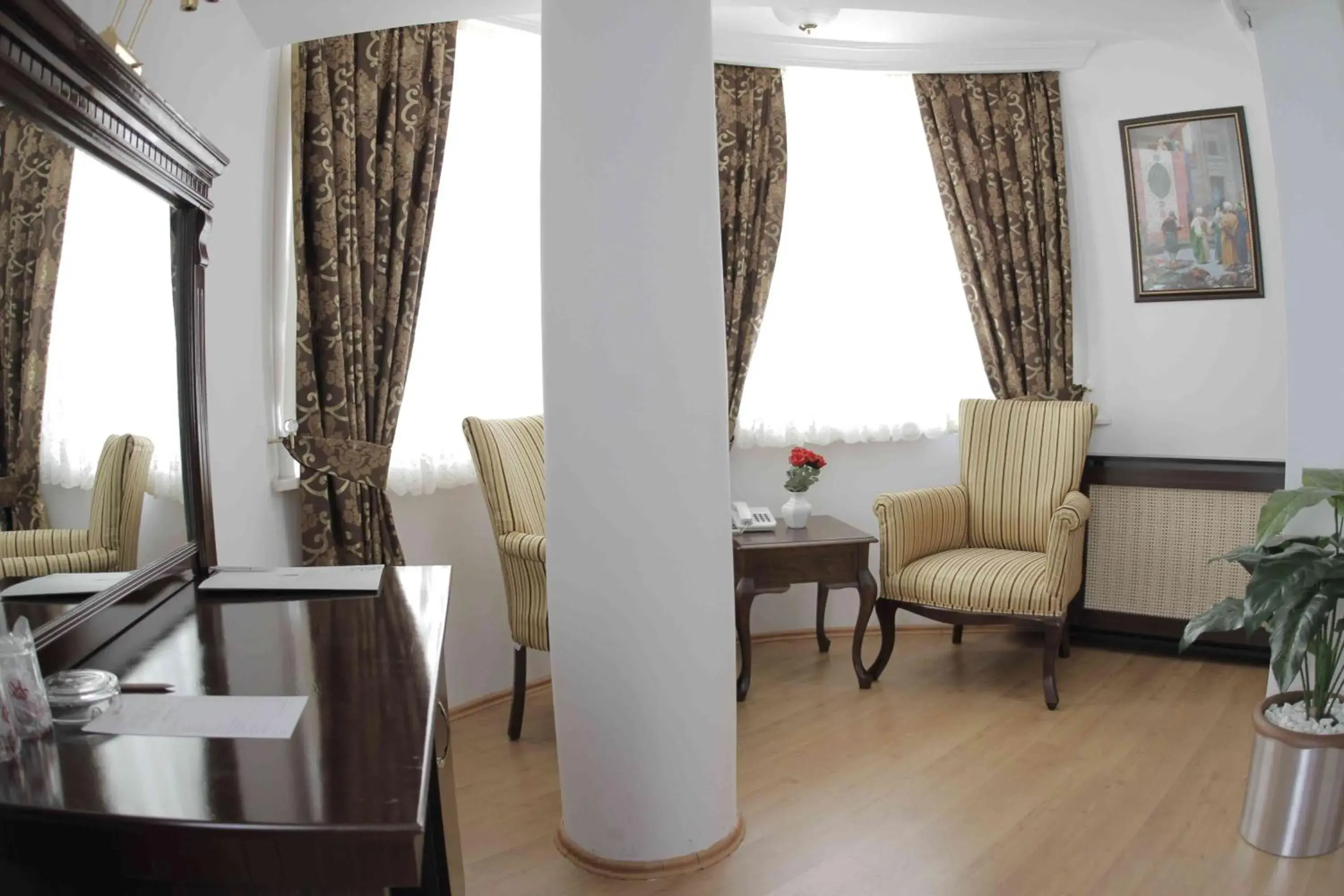 Bedroom, Seating Area in Kuran Hotel International