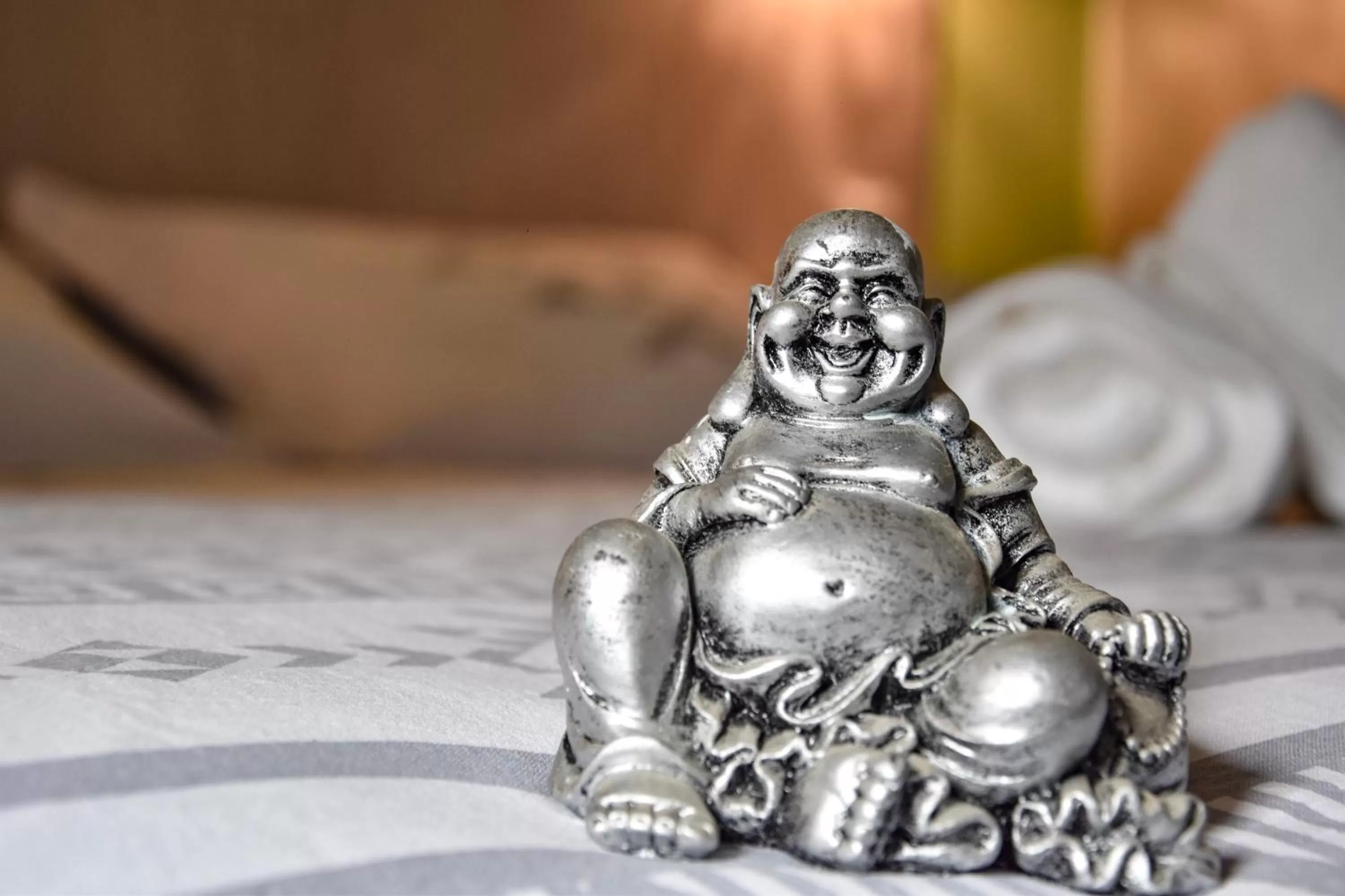 Decorative detail, Bed in Hotel des Remparts