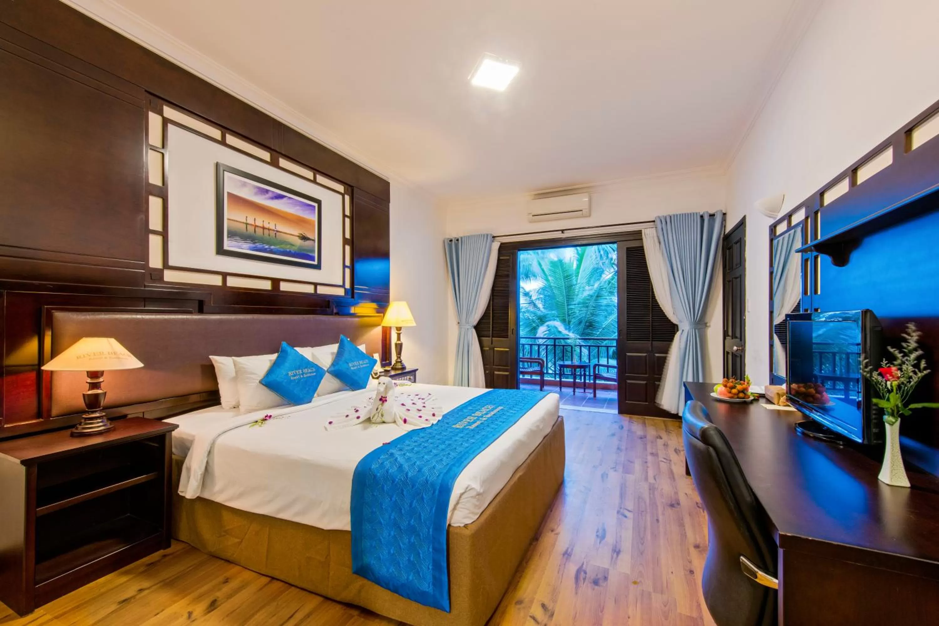 Balcony/Terrace, Bed in River Beach Resort & Residences