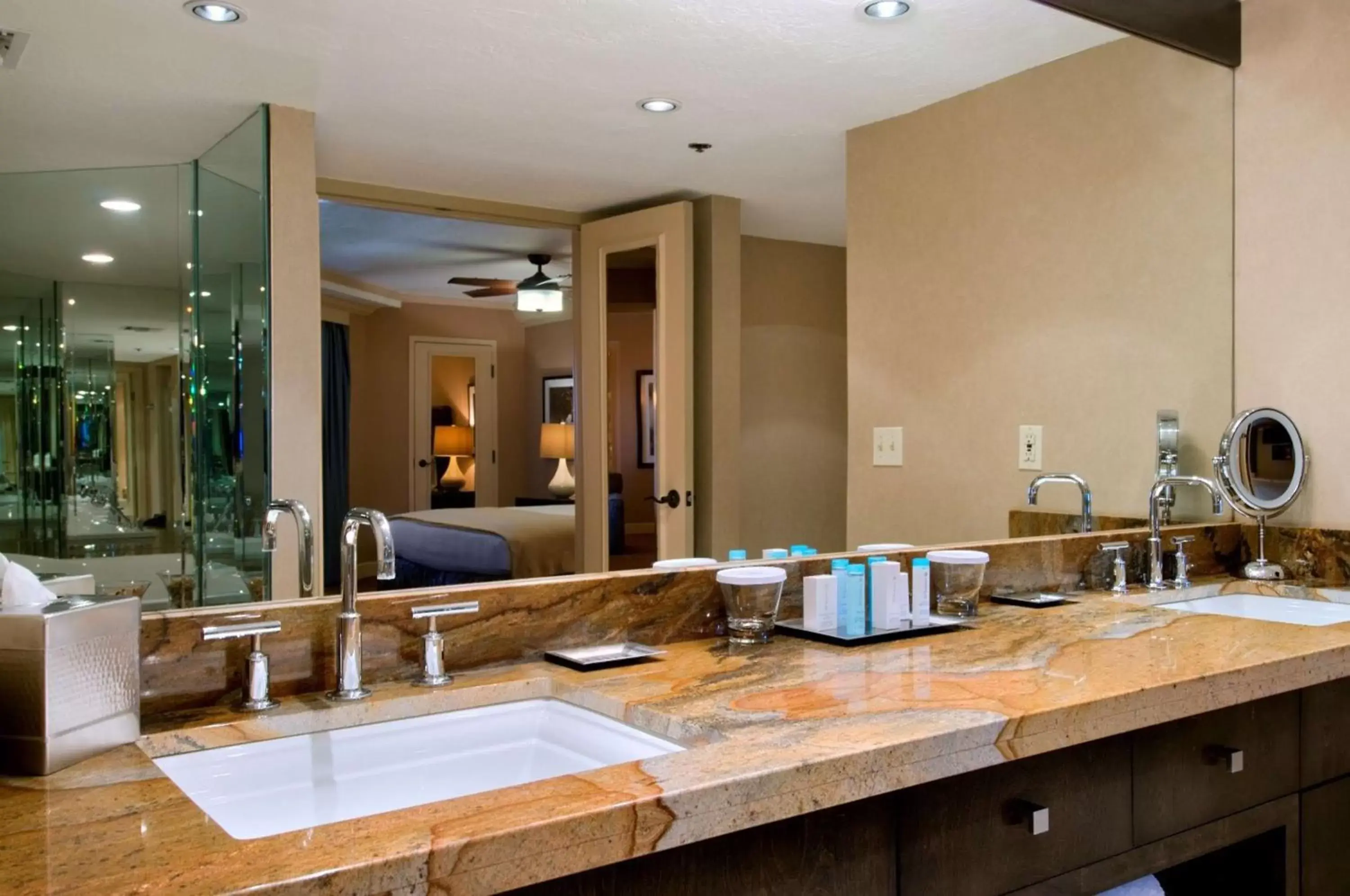 Bathroom in Doubletree by Hilton Phoenix Mesa