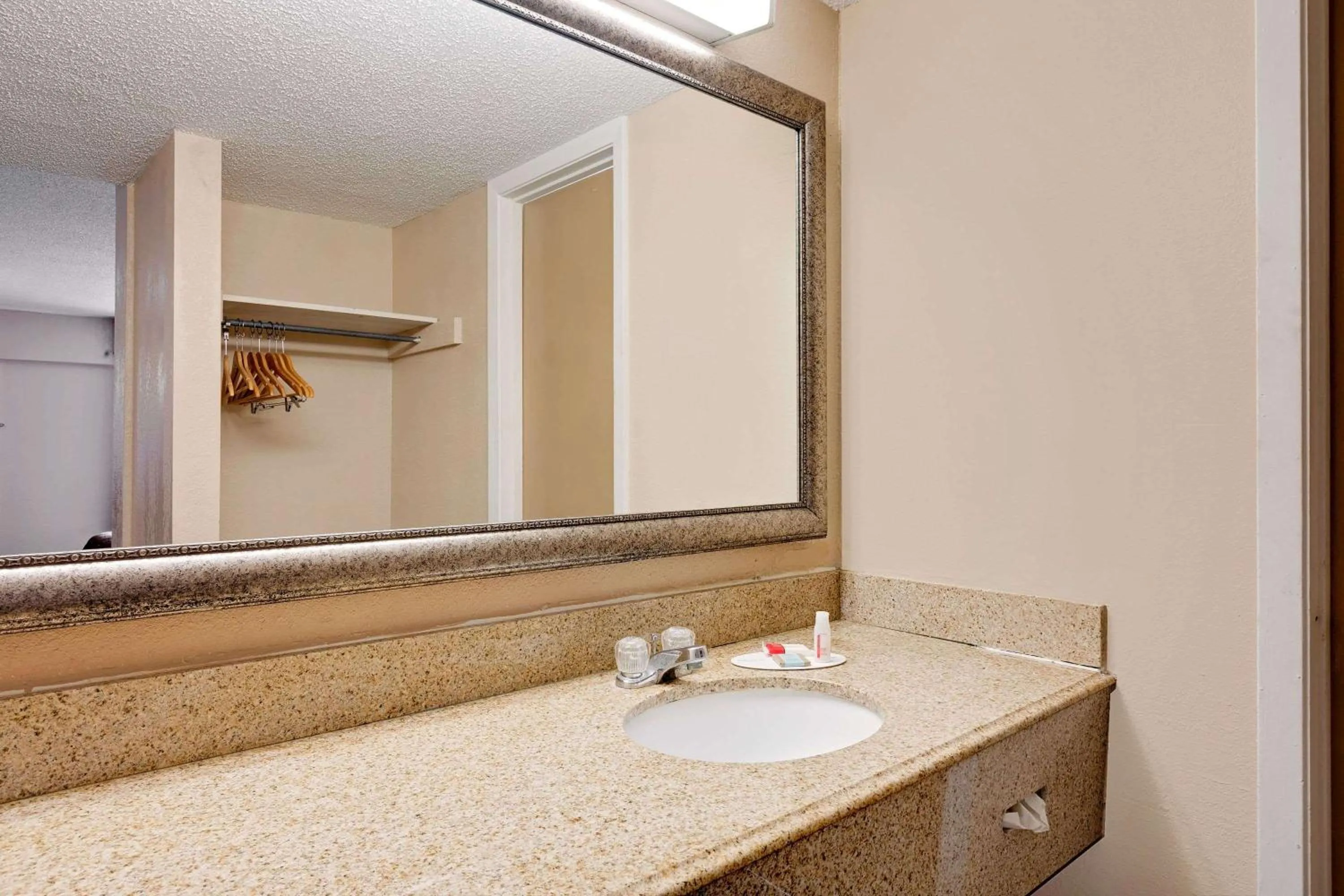 Bathroom in Travelodge by Wyndham Ozona