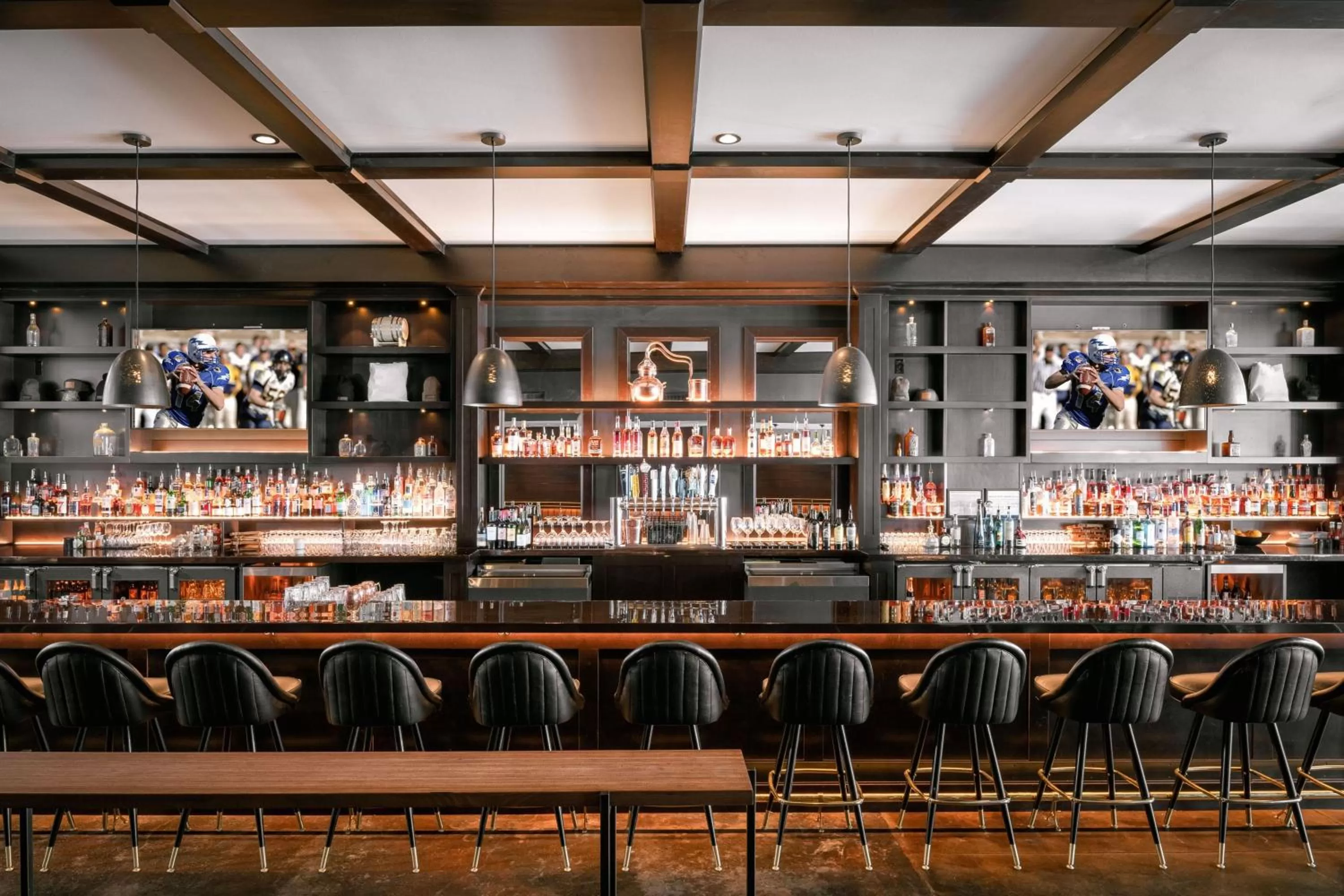 Lounge or bar in Residence Inn by Marriott Big Sky/The Wilson Hotel