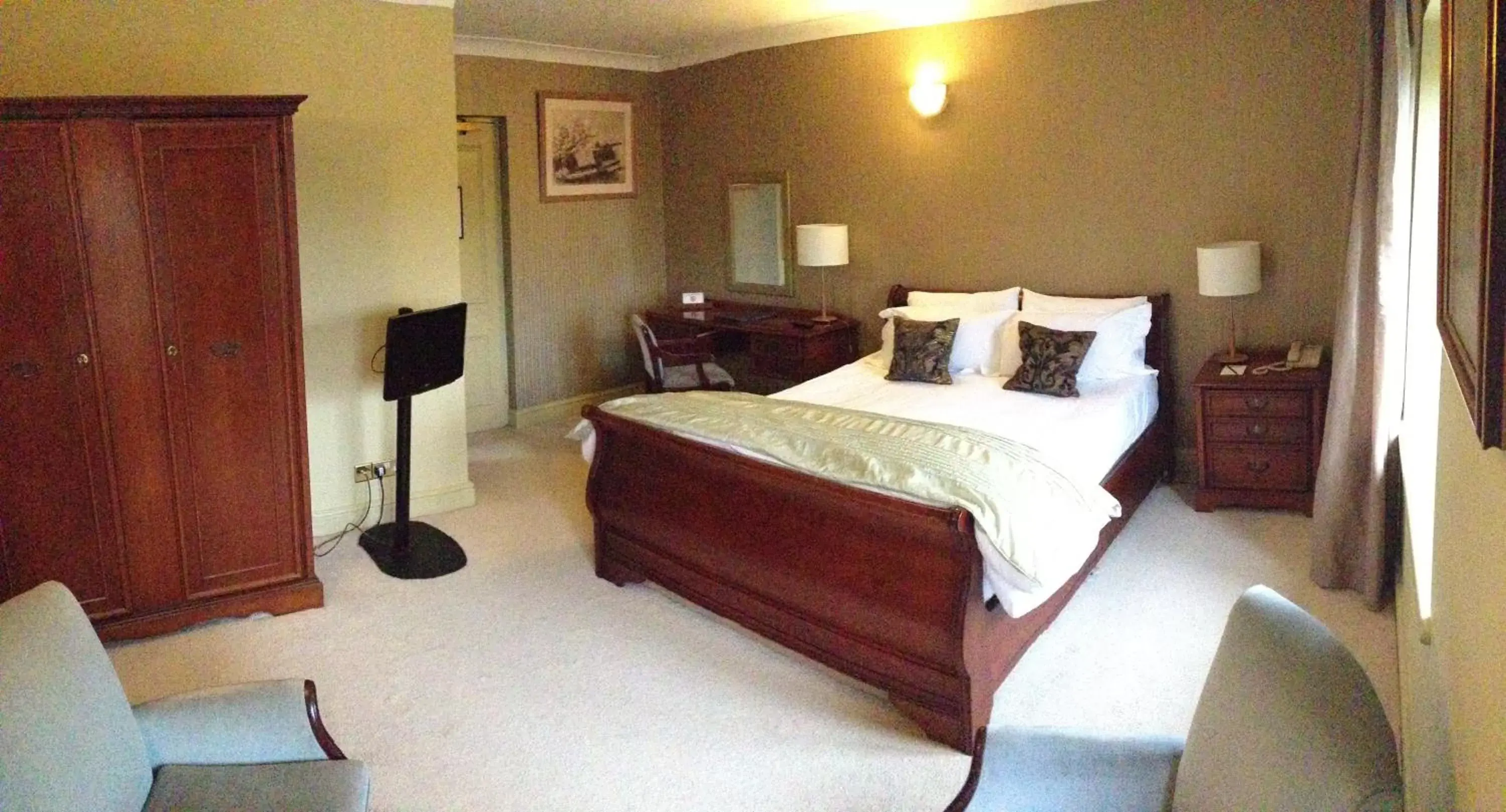 Bed in Cricklade House Hotel, Sure Hotel Collection by Best Western