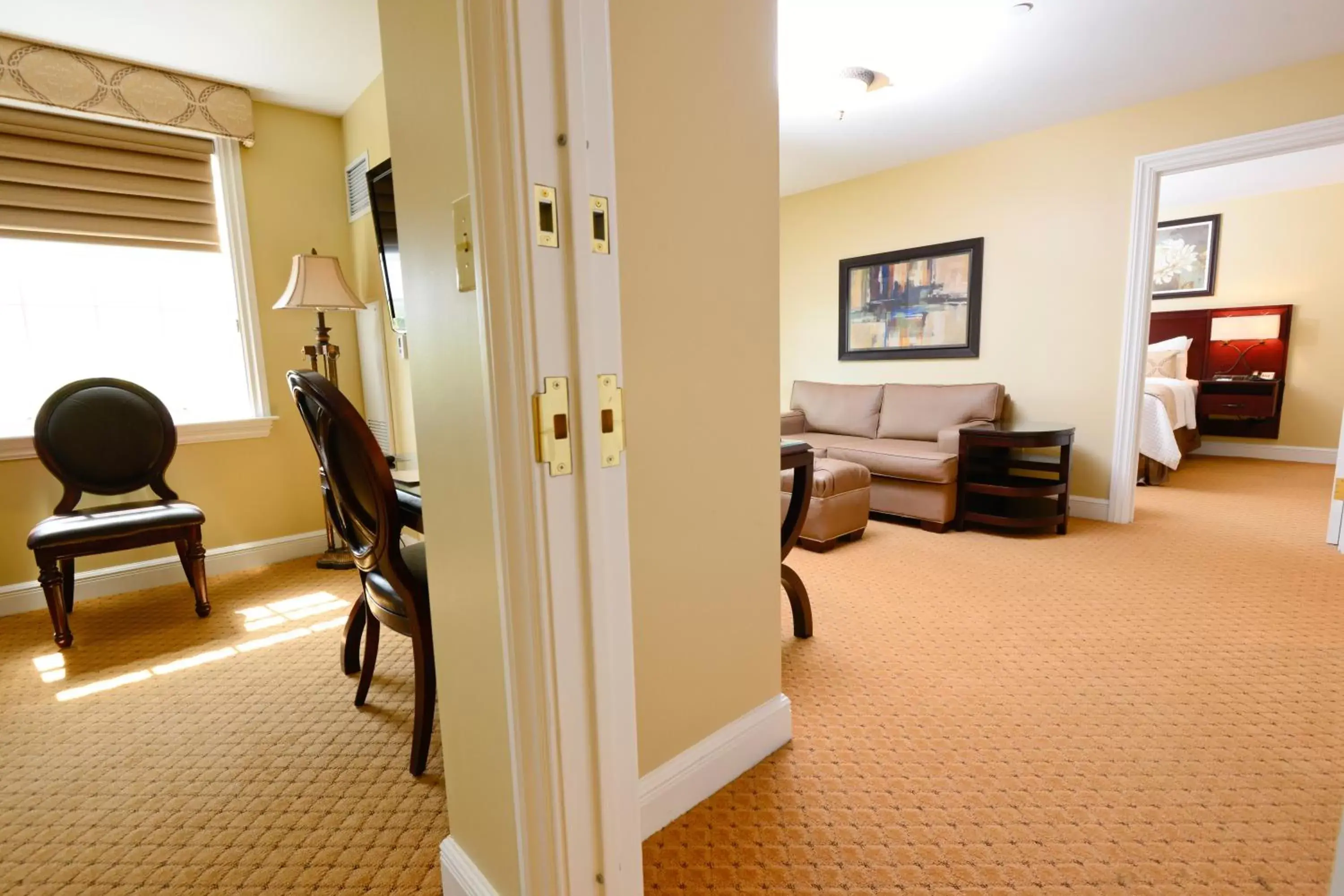 Living room, Seating Area in Nassau Inn