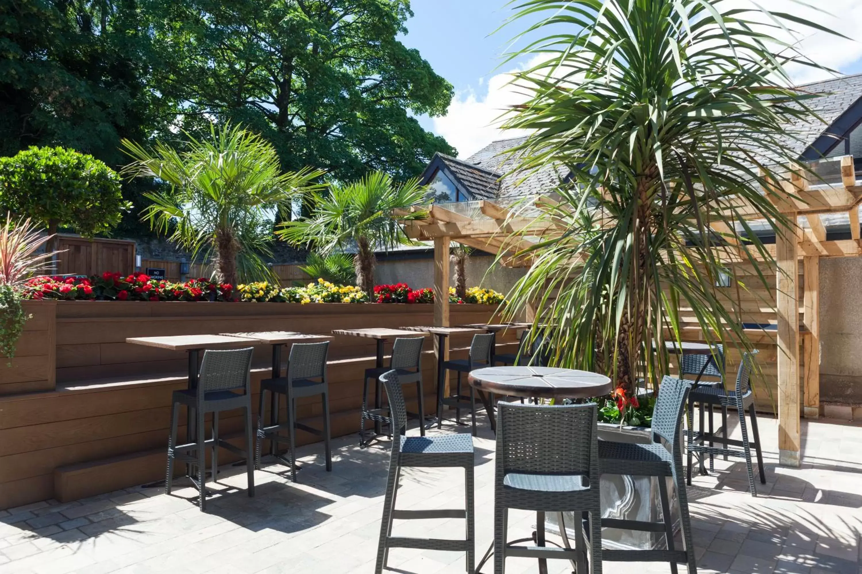 Balcony/Terrace in The White Hart Hotel Wetherspoon