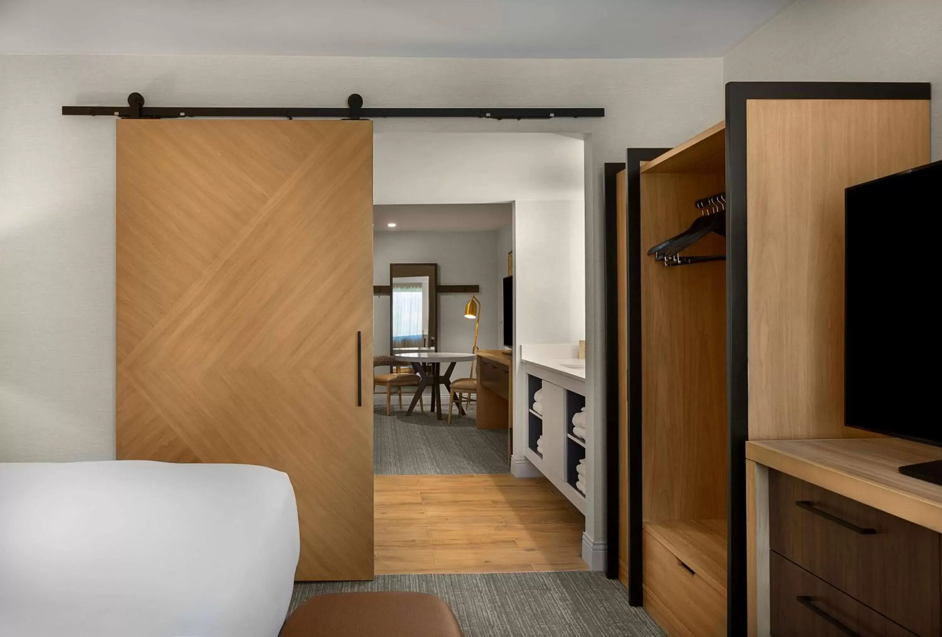 Bathroom, Seating Area in Sonesta Silicon Valley