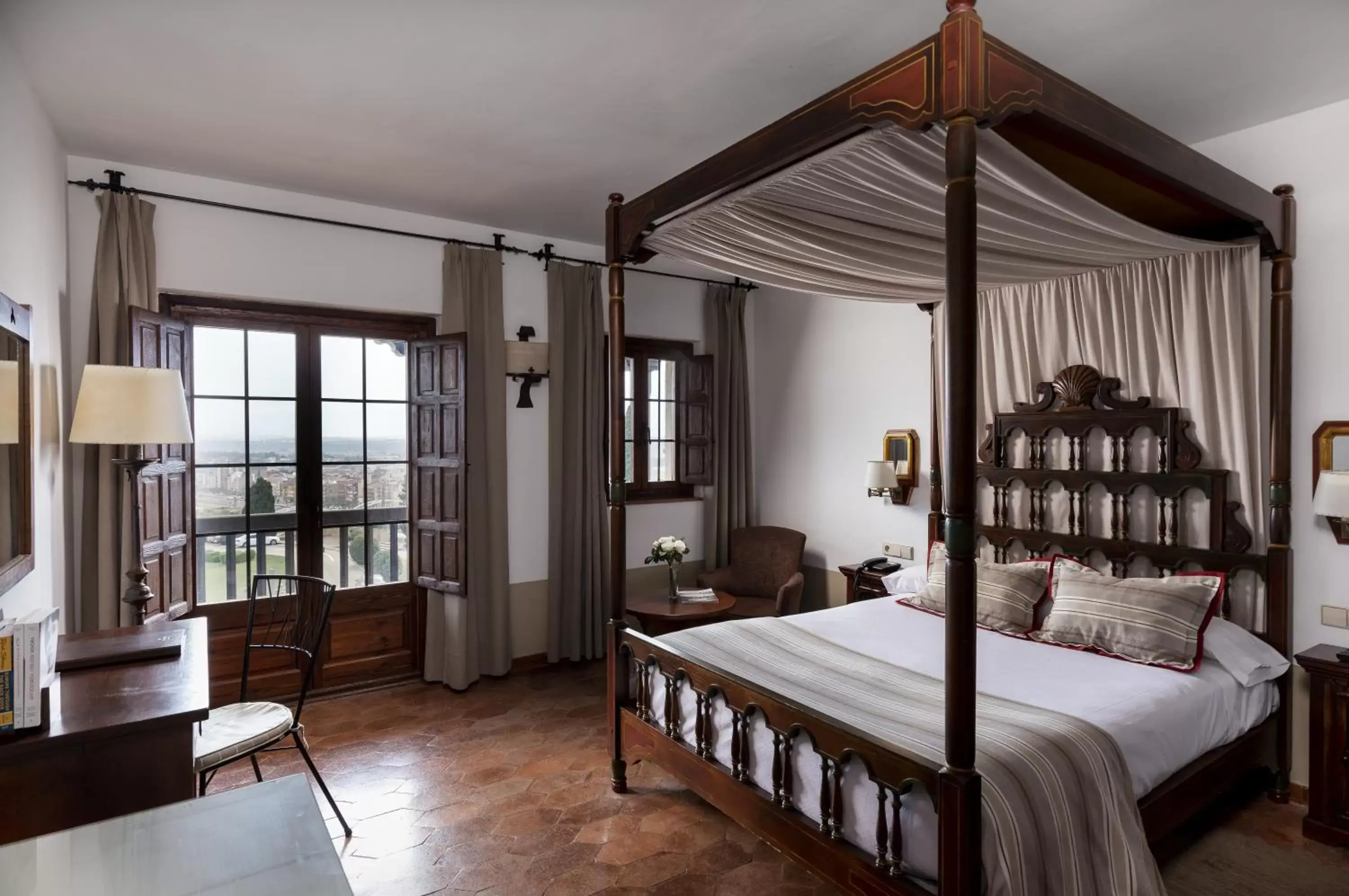 Bedroom, Bed in Parador de Tortosa