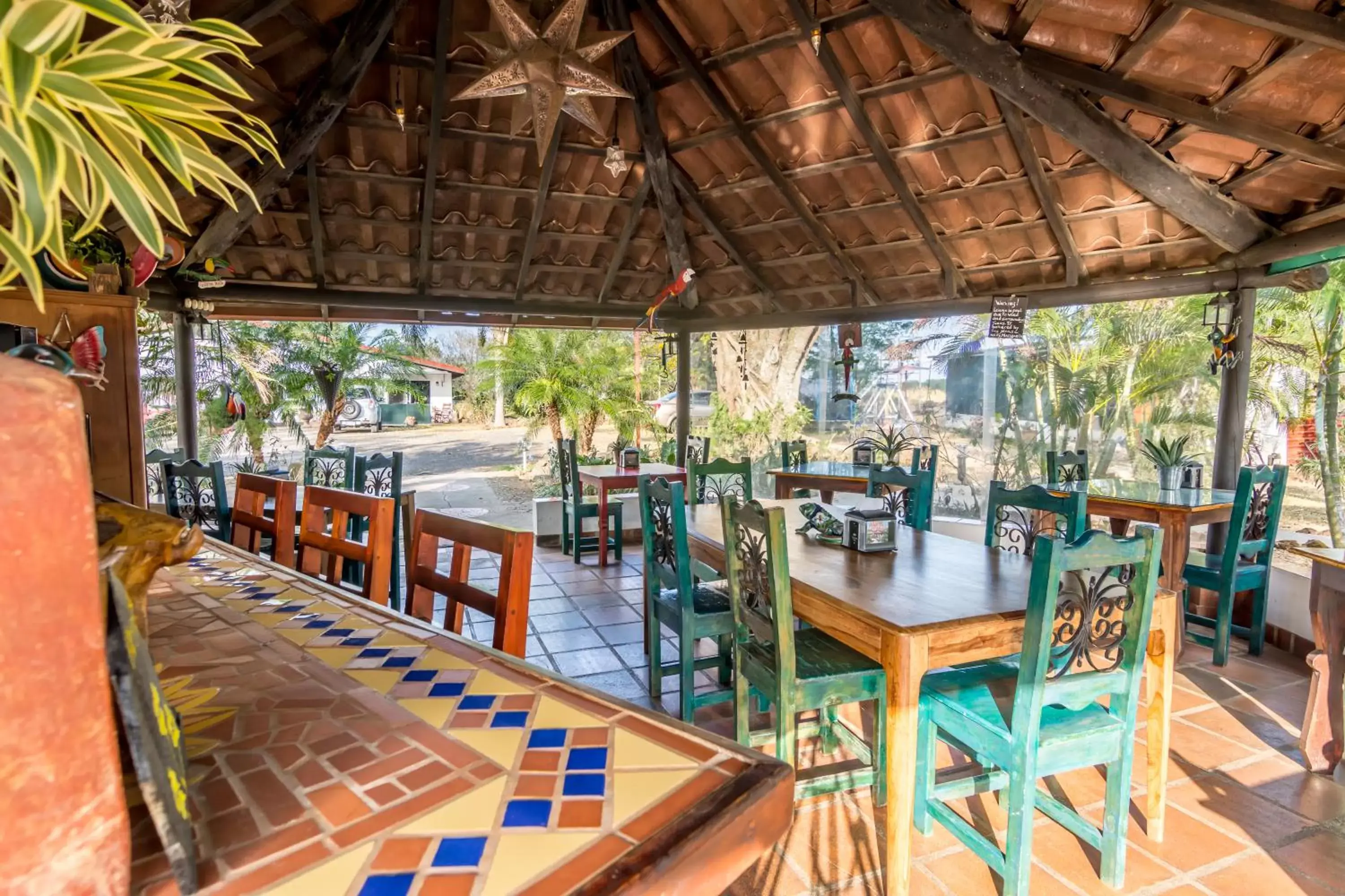 Restaurant/Places to Eat in Villa Margarita