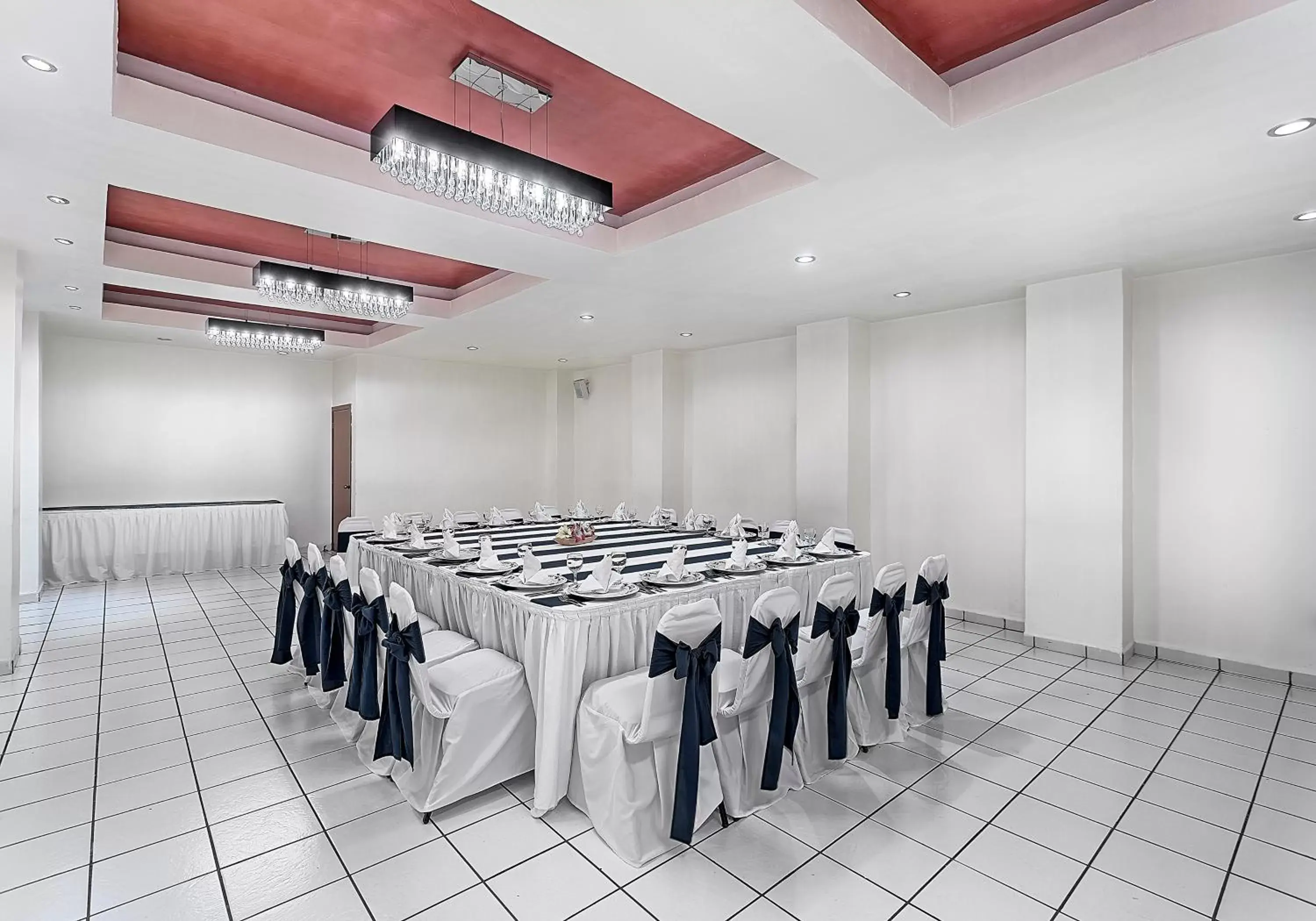 Banquet/Function facilities in Olmeca Plaza Urban Express