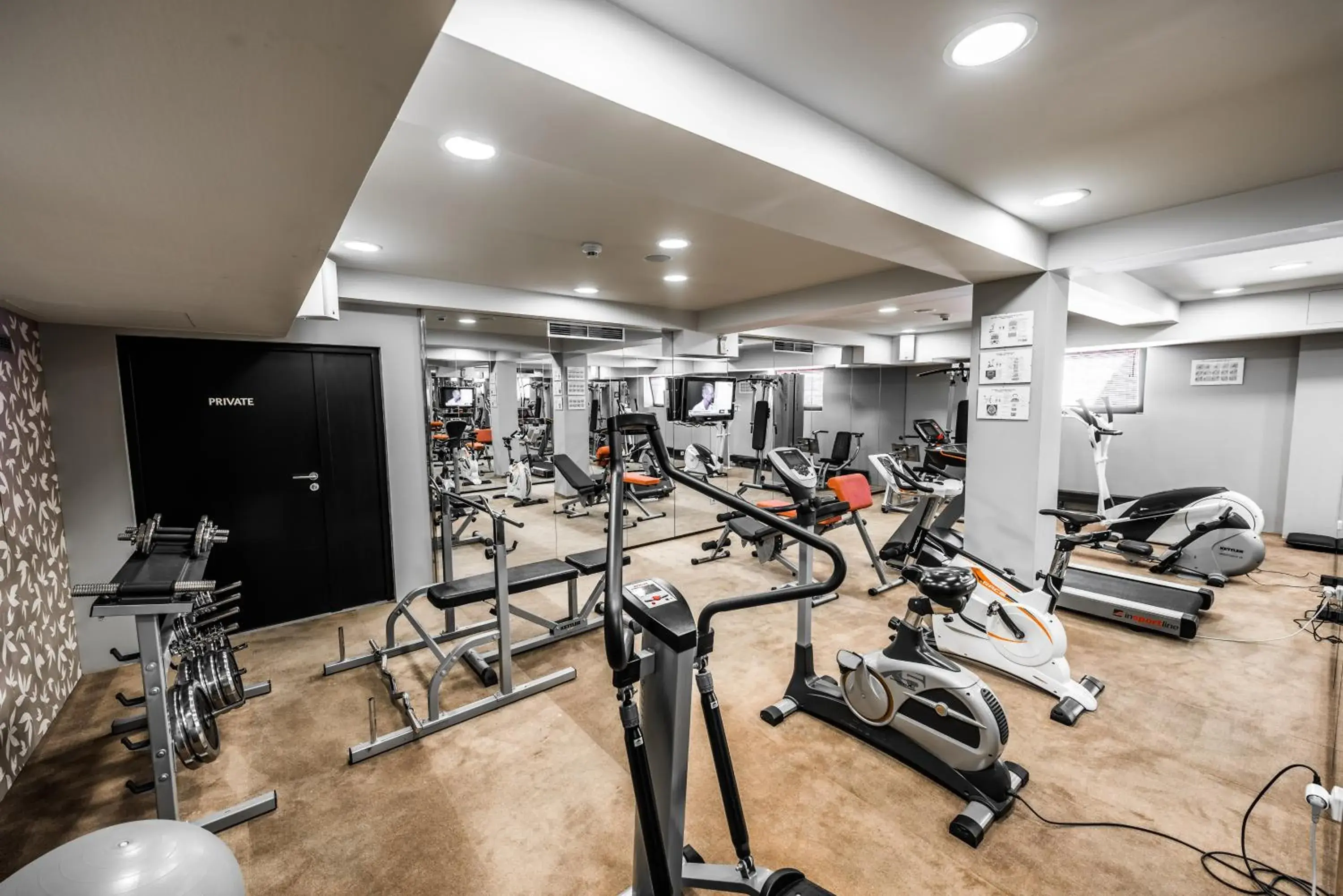 Fitness centre/facilities, Fitness Center/Facilities in Hotel Yasmin Koice