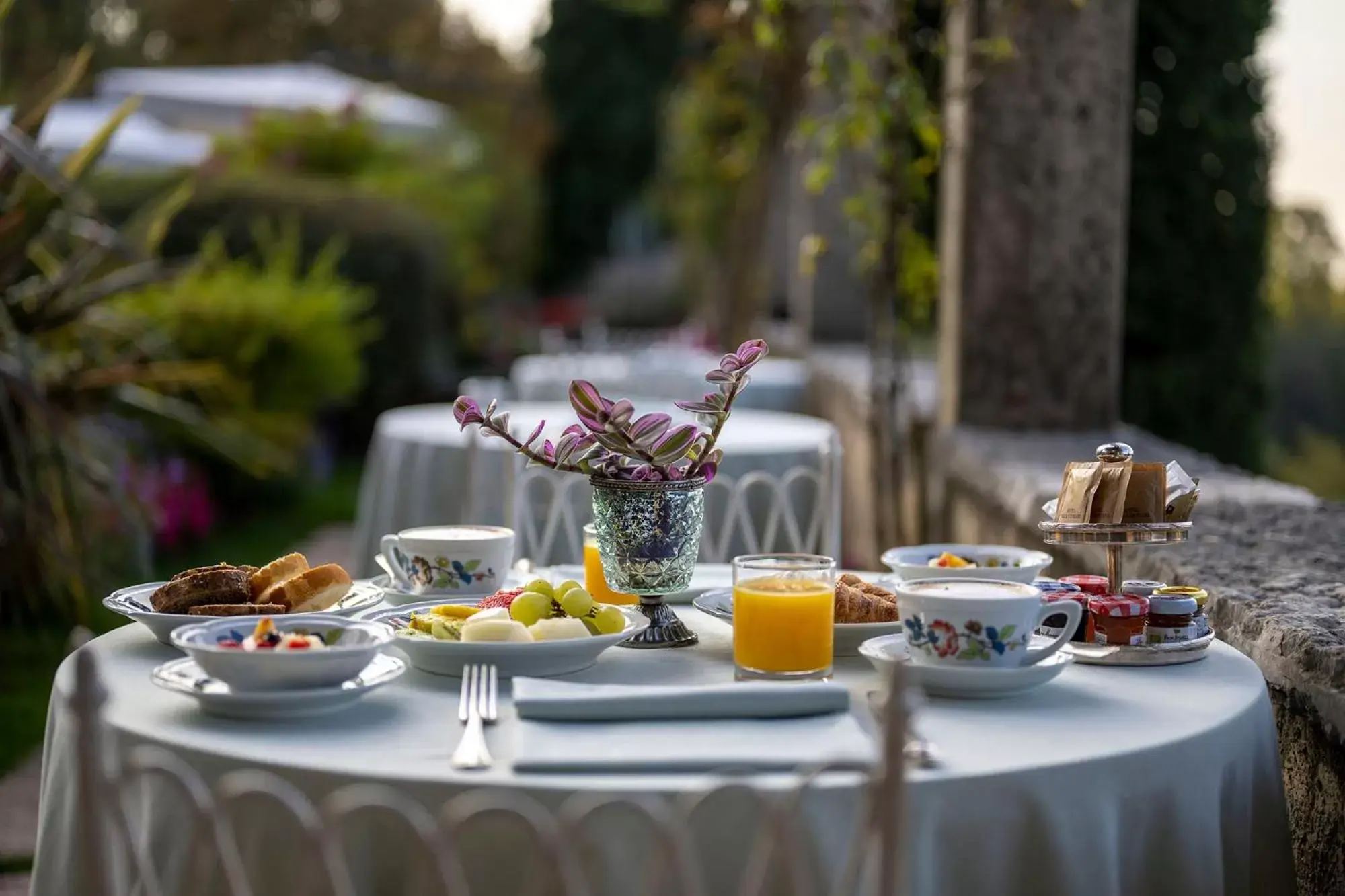 Breakfast in Hotel Villa Cipriani
