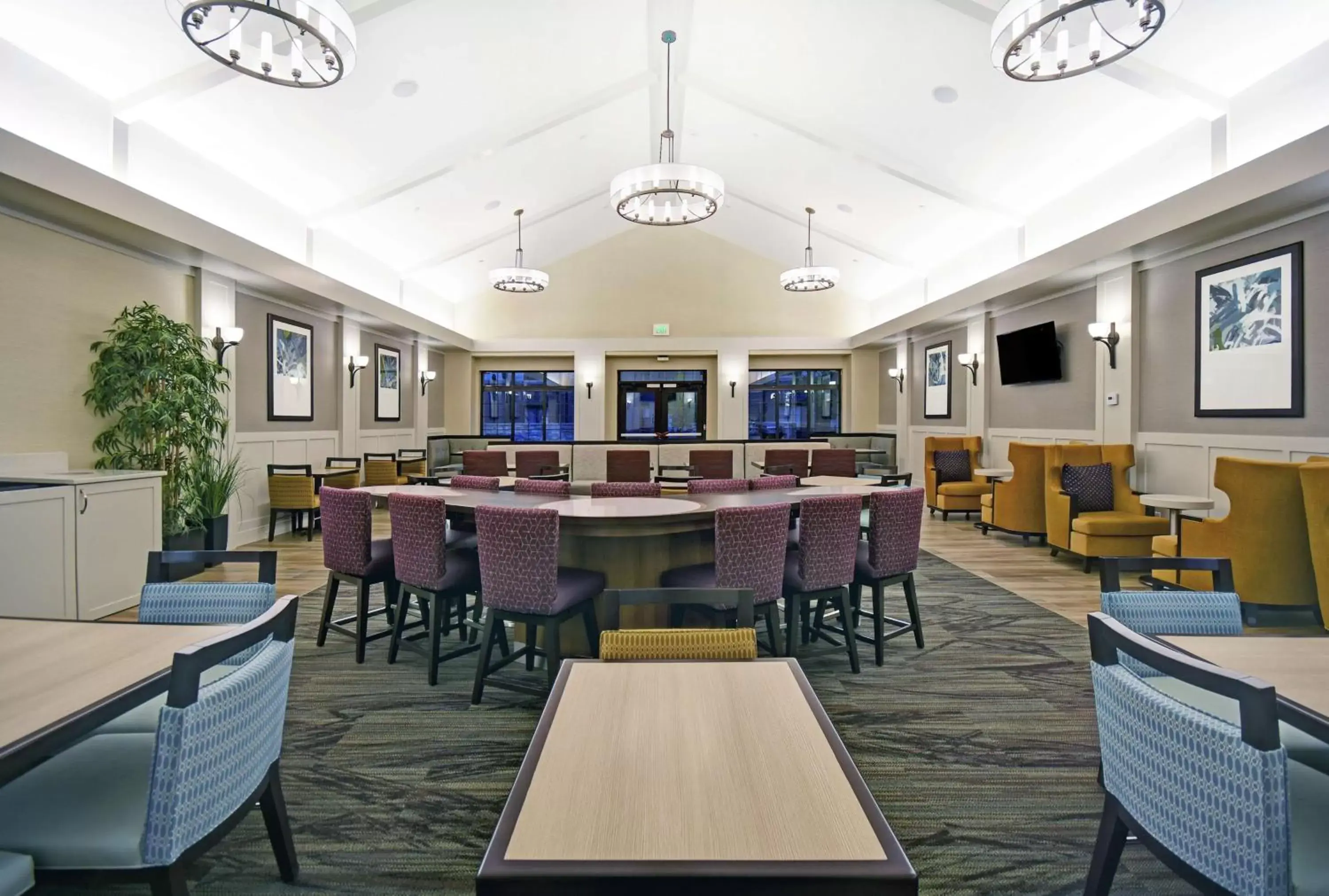 Dining area, Restaurant/Places to Eat in Homewood Suites by Hilton Denver International Airport