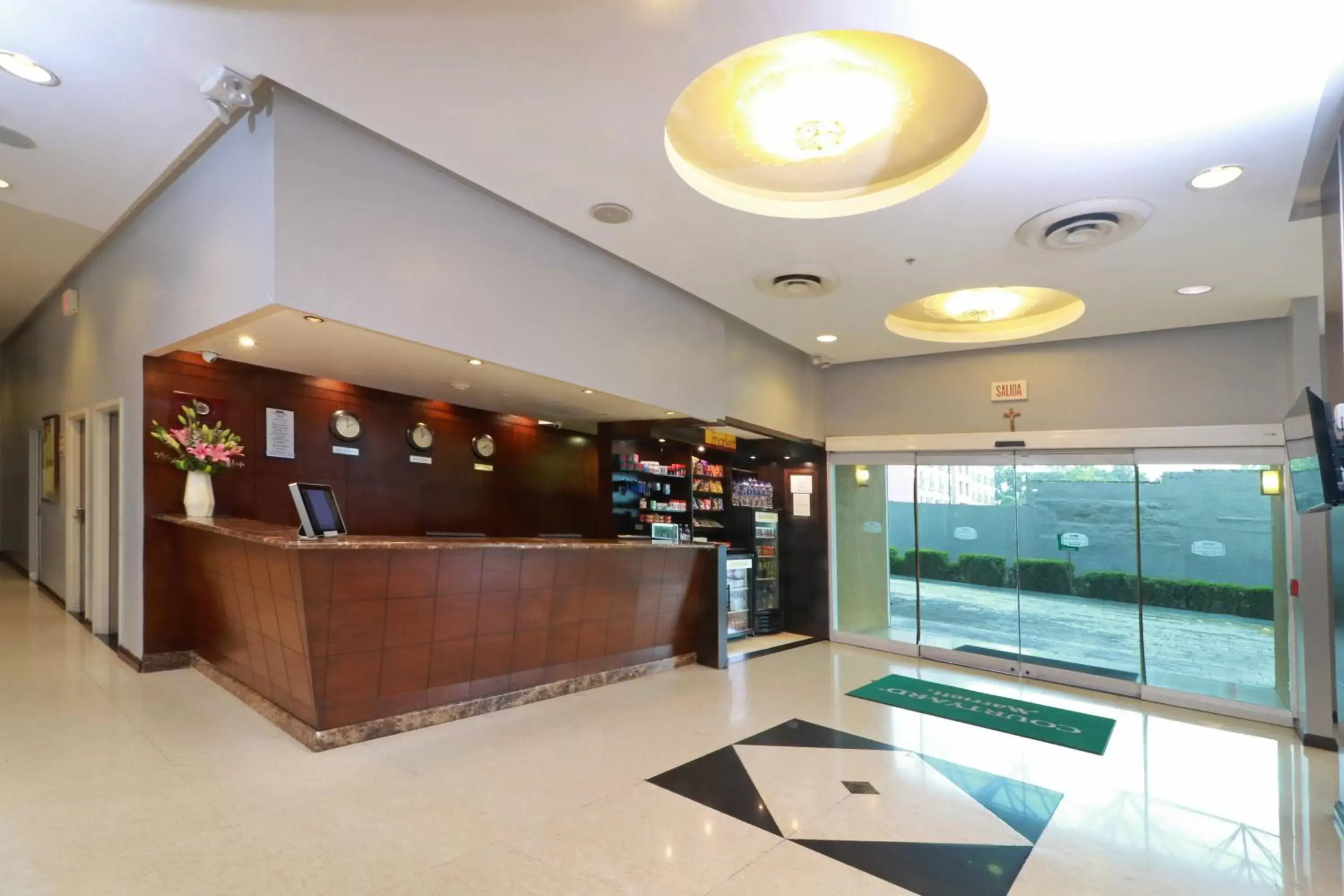 Property building, Lobby/Reception in Courtyard Monterrey San Jeronimo