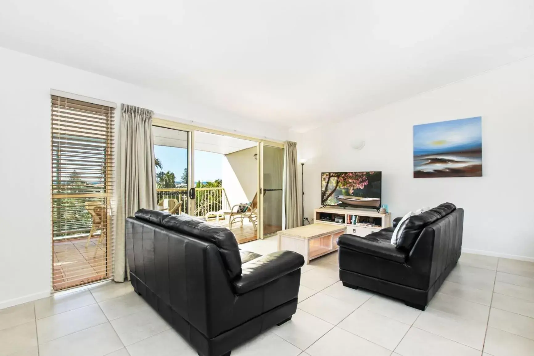 Seating Area in Lennox Beach Resort