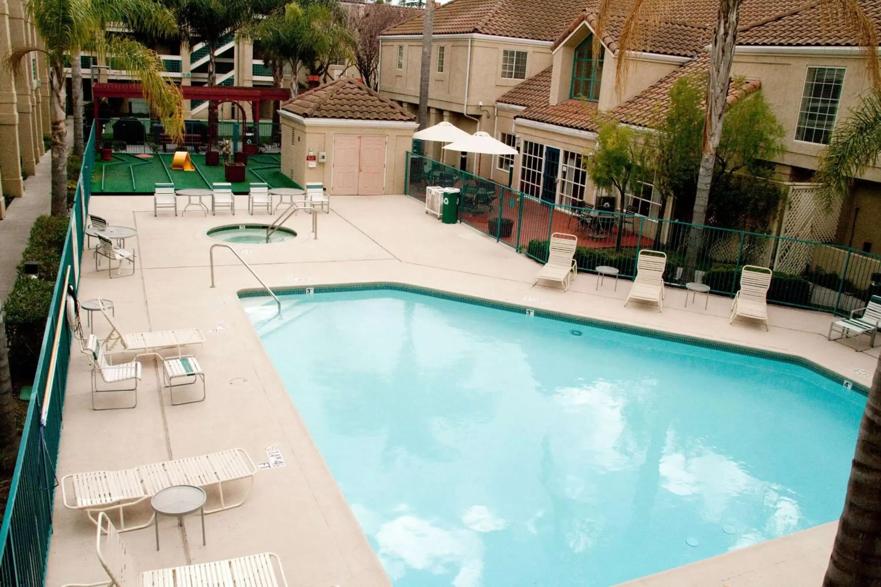 Property building, Swimming Pool in Sonesta ES Suites Sunnyvale