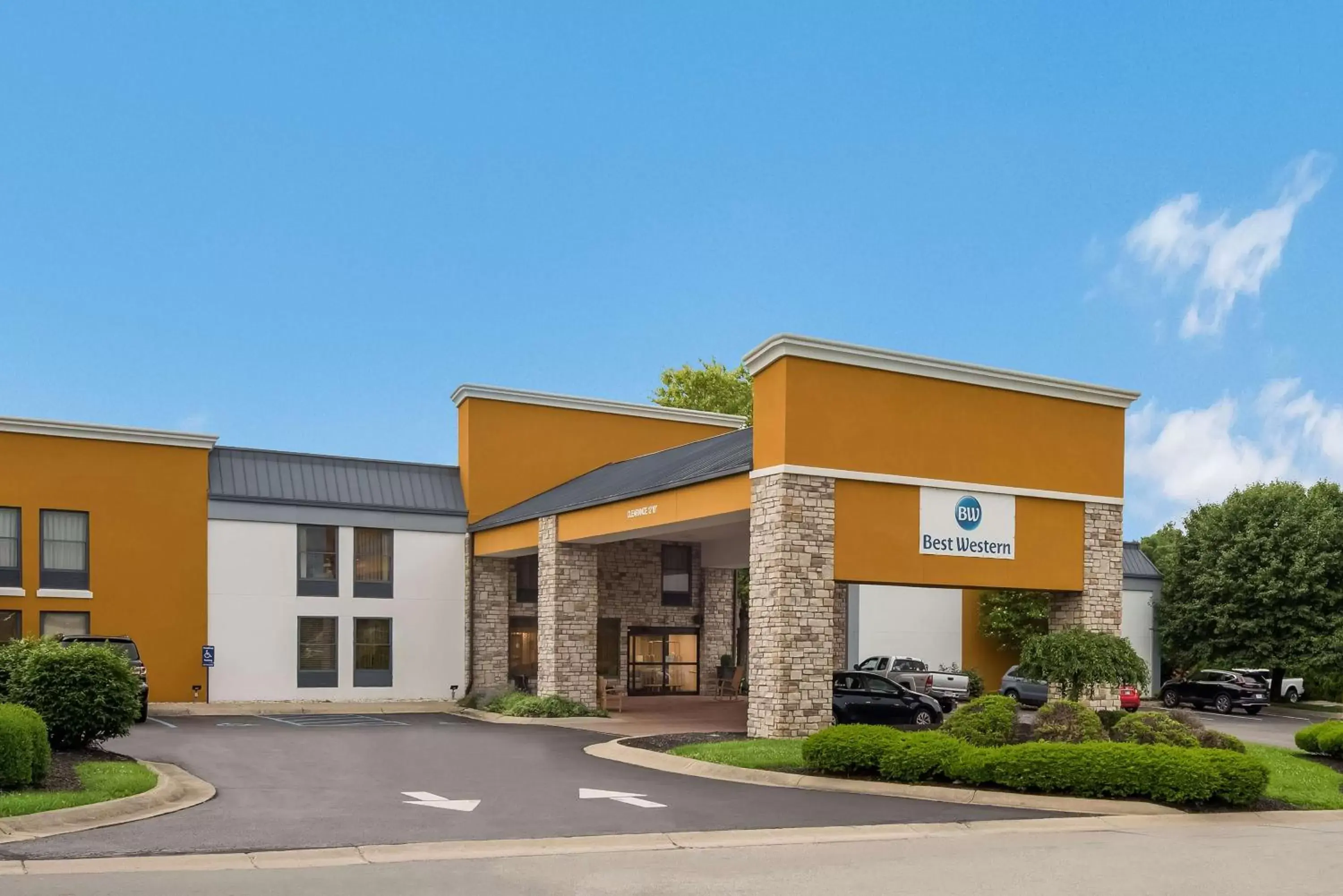 Property building in Best Western Batesville Property building in Best Western Batesville