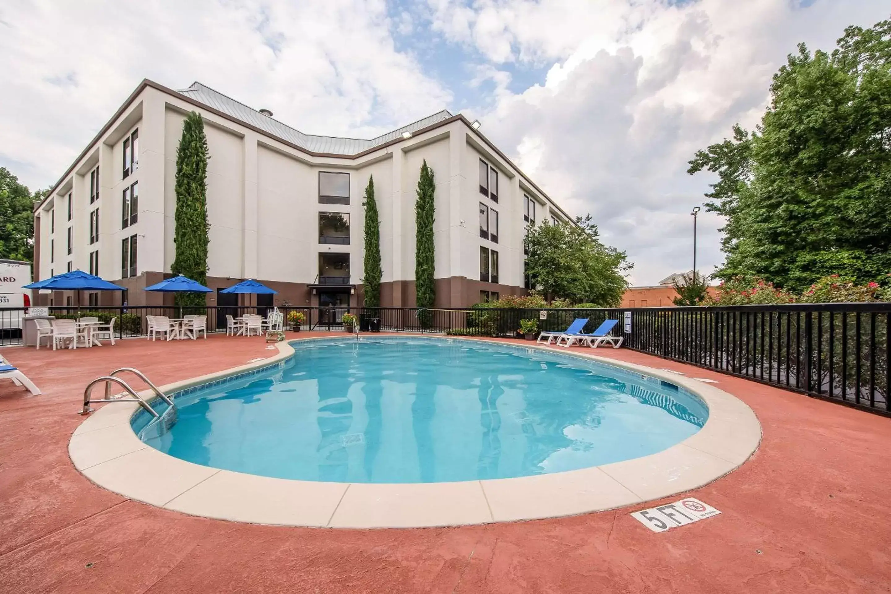 Activities, Swimming Pool in Comfort Inn Greenville - Haywood Mall