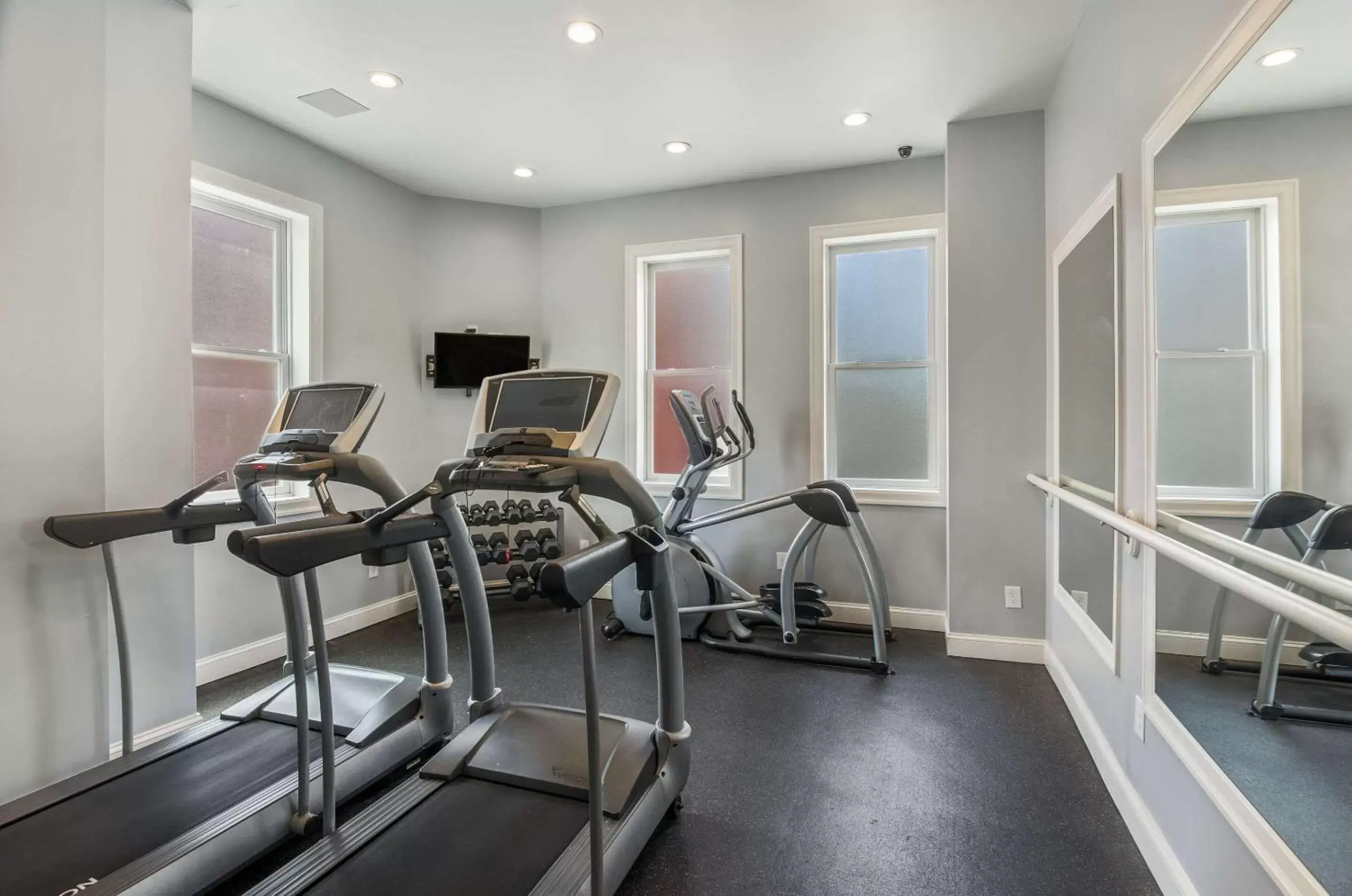 Fitness centre/facilities, Fitness Center/Facilities in The Gin Hotel, Ascend Hotel Collection