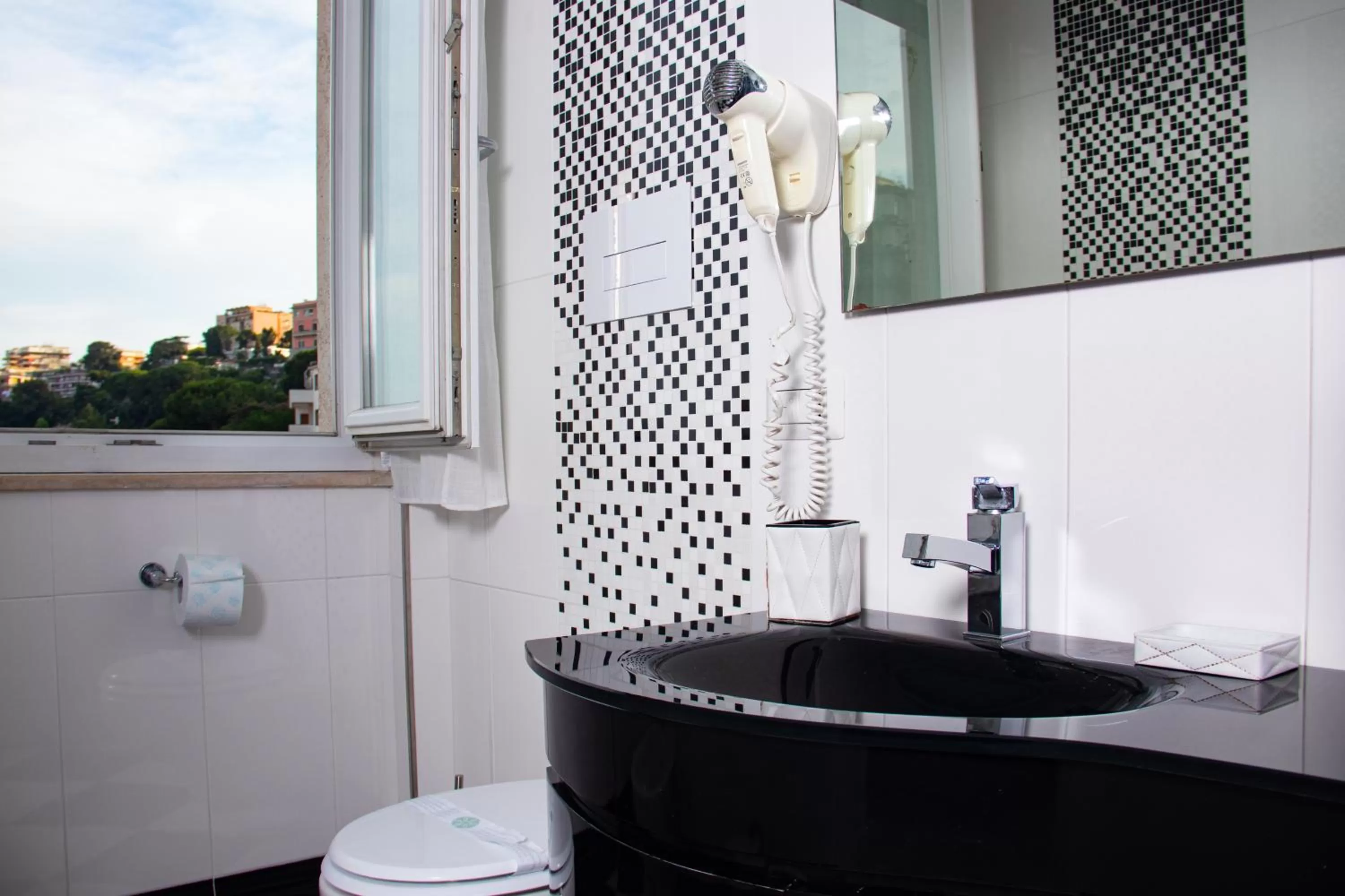 Toilet in Nido Dei Gabbiani