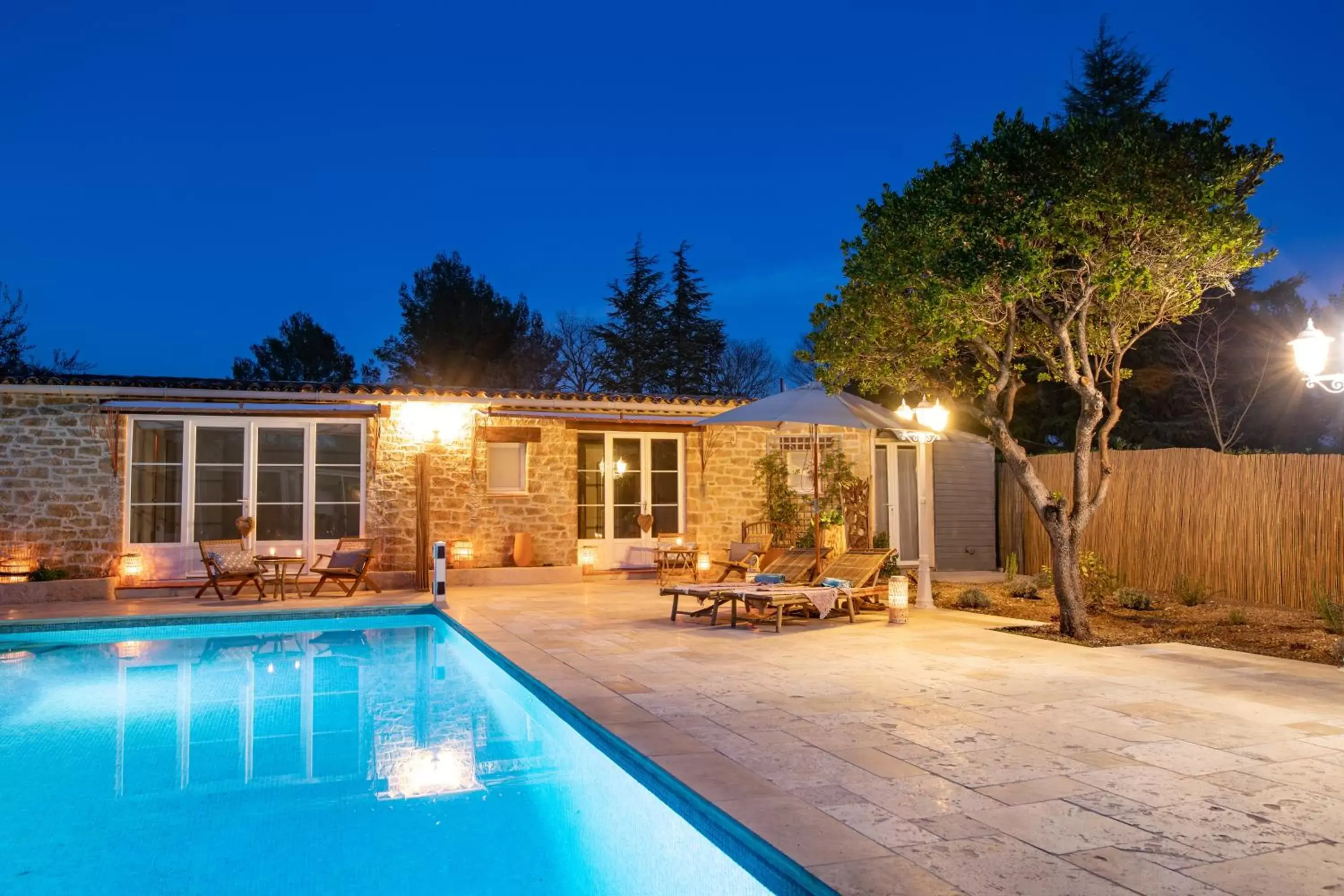 Balcony/Terrace, Swimming Pool in La Bastide du Mûrier