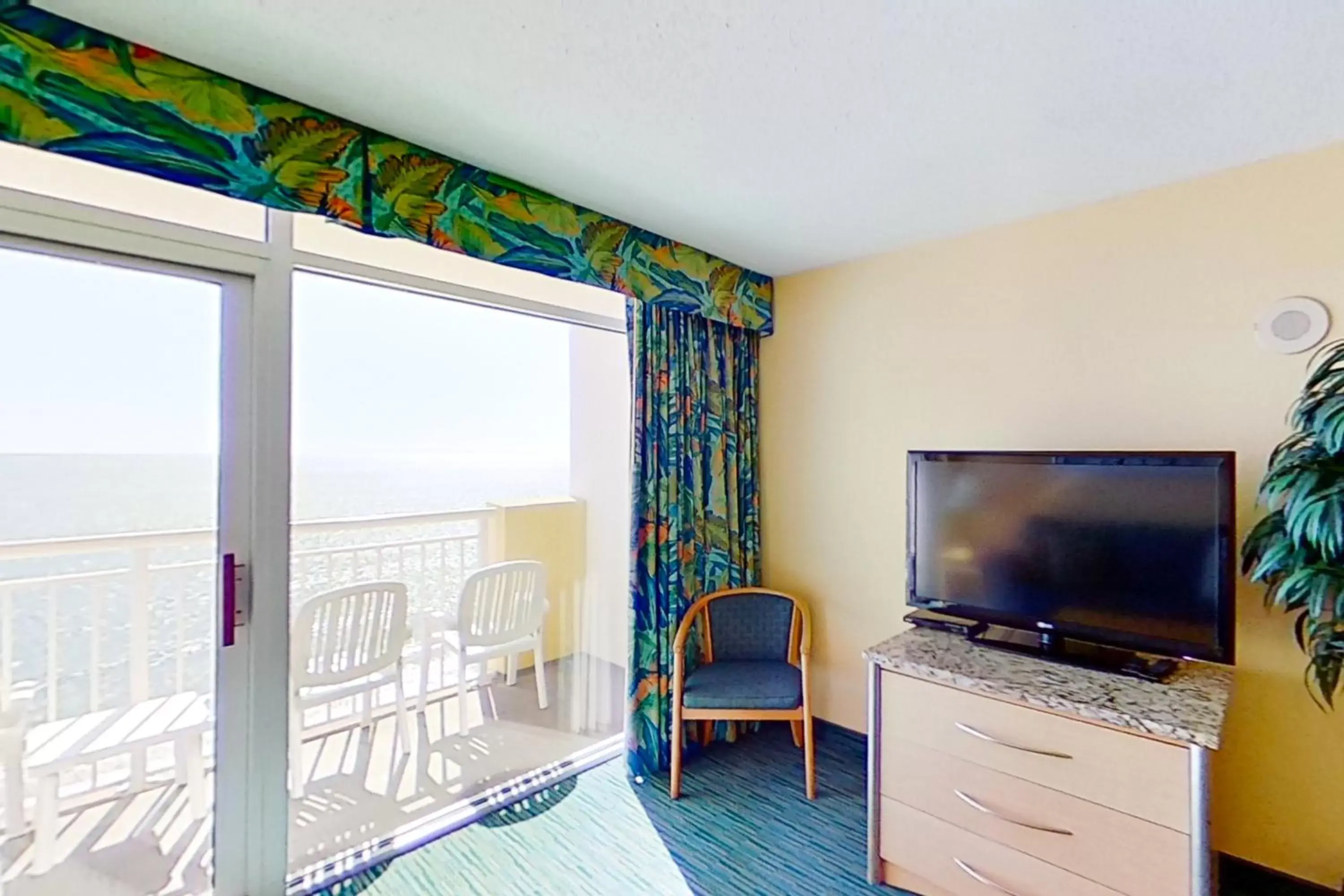 Two-Bedroom Apartment in Bay Watch Resort & Conference Center