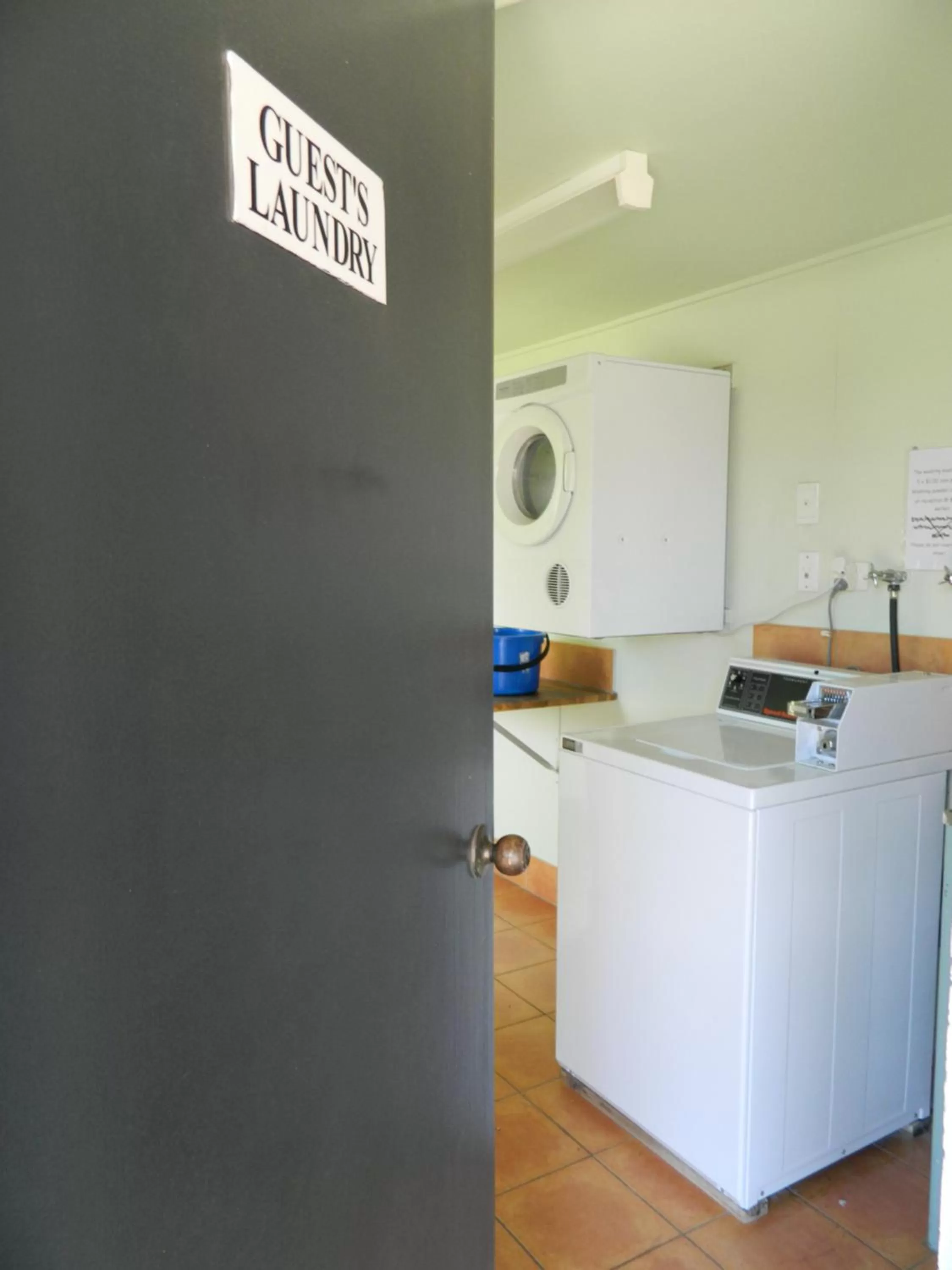 Area and facilities in Coachman Motel