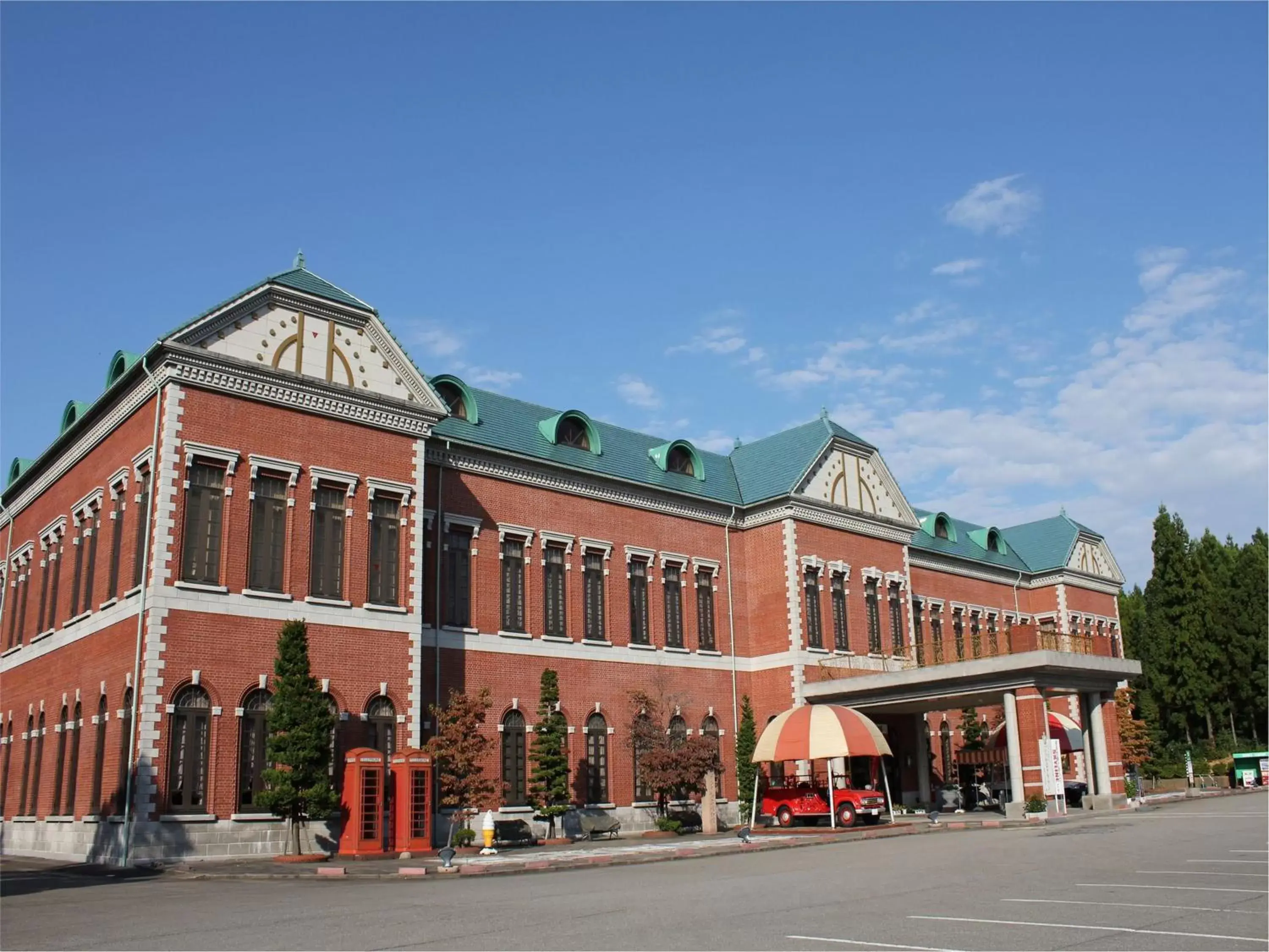 Nearby landmark, Property Building in APA Hotel Komatsu Grand