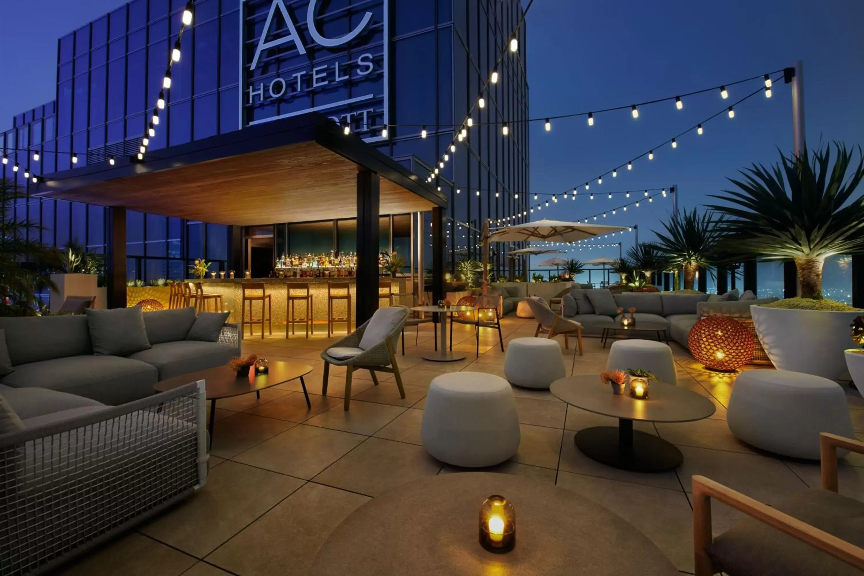 Restaurant/places to eat in AC Hotel by Marriott Downtown Los Angeles