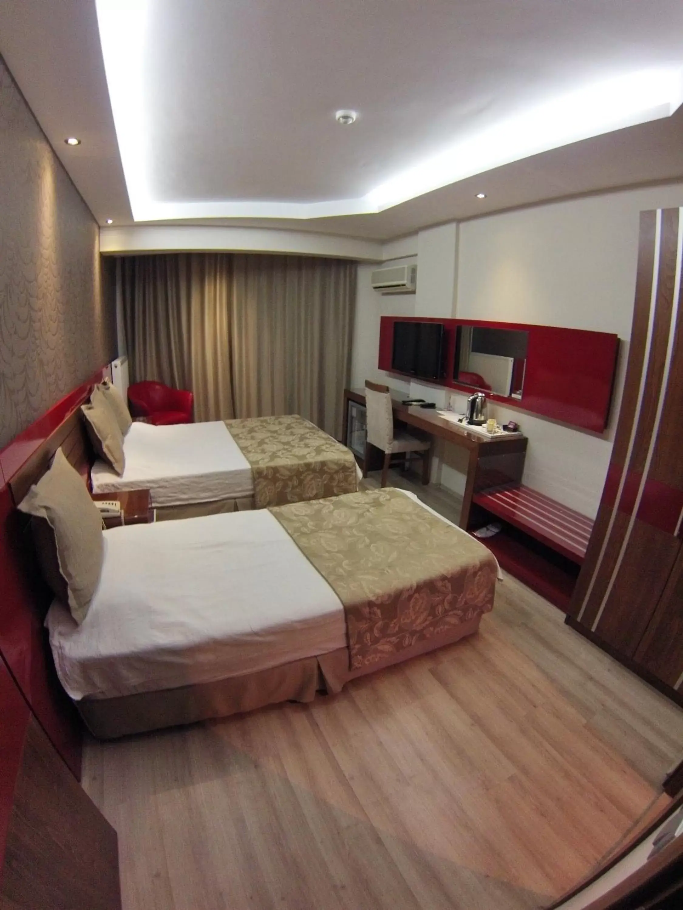 Photo of the whole room, Bed in Anil Hotel