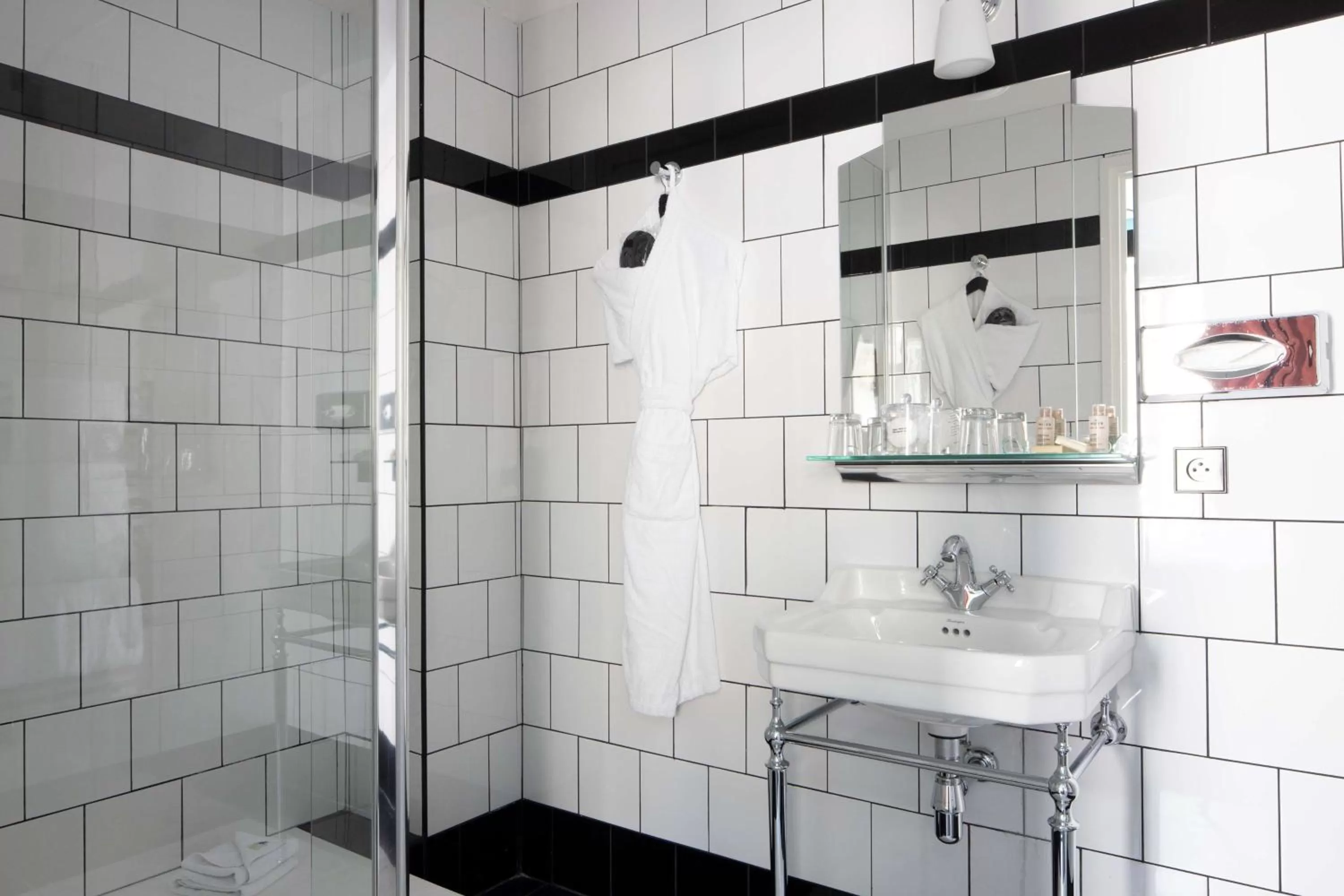 Bathroom in Best Western Premier Hotel Roosevelt