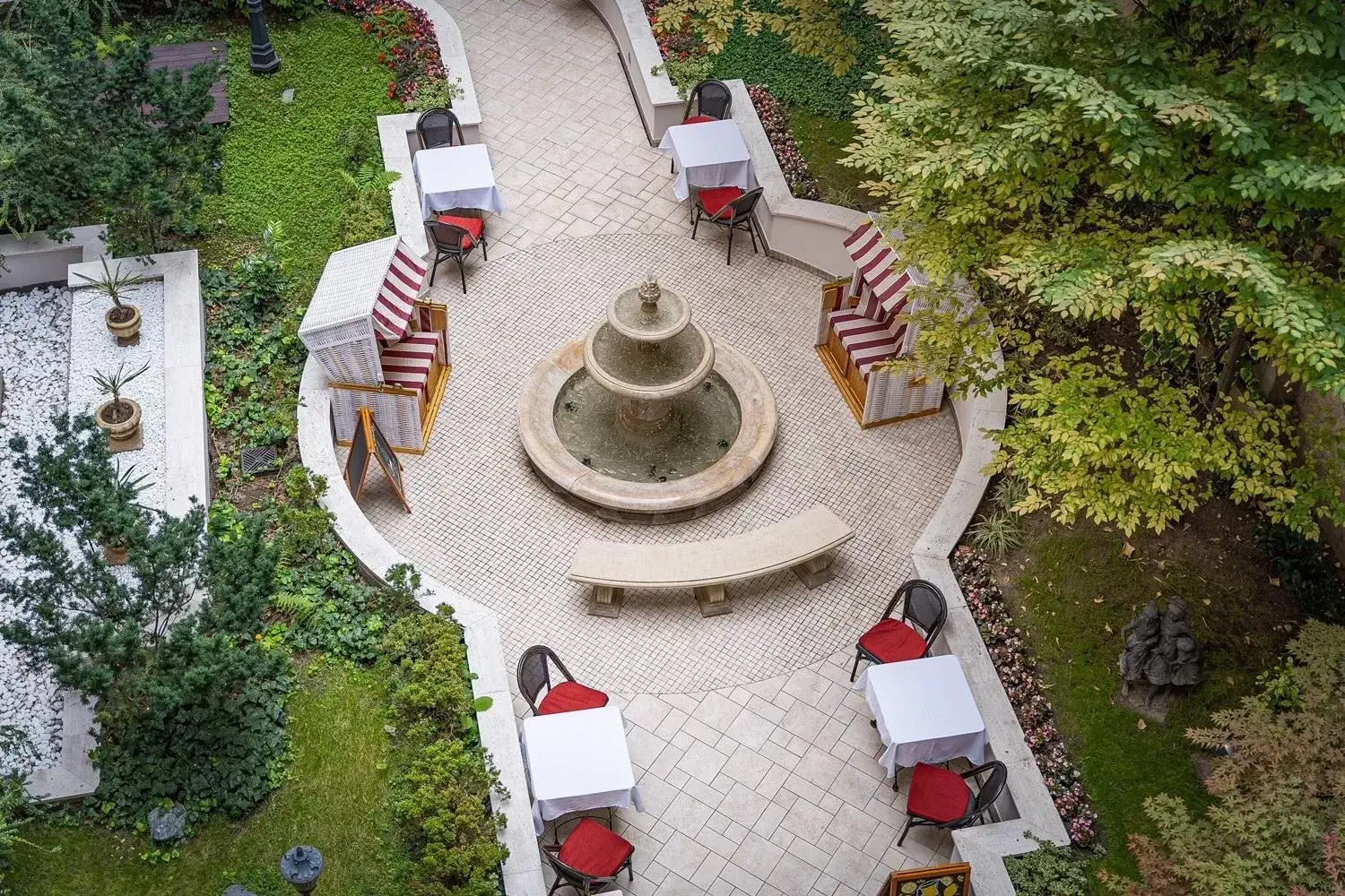 Garden, Bird's-eye View in Queen's Court Hotel & Residence