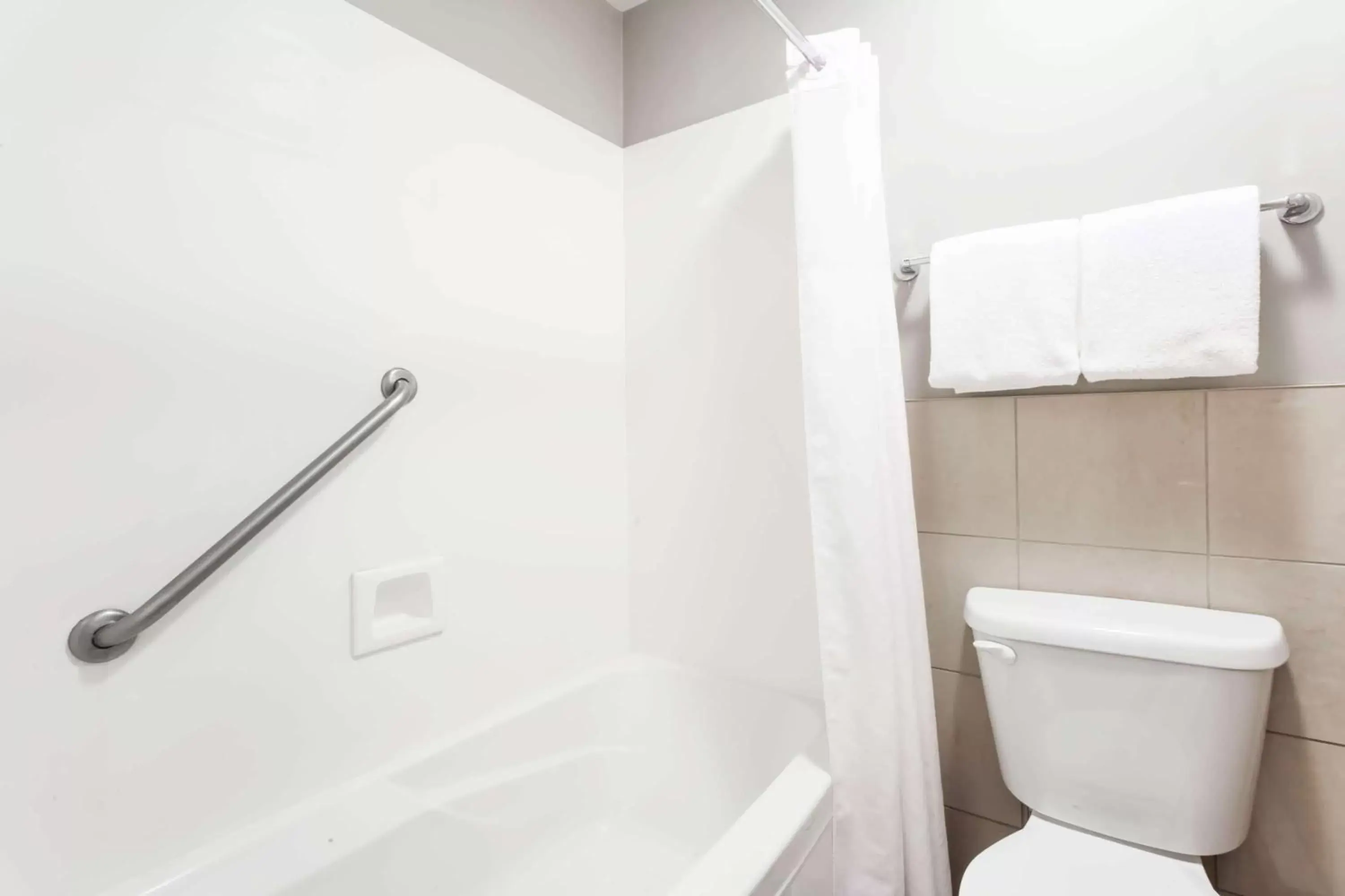 Business facilities, Bathroom in Ramada by Wyndham Ottawa On The Rideau