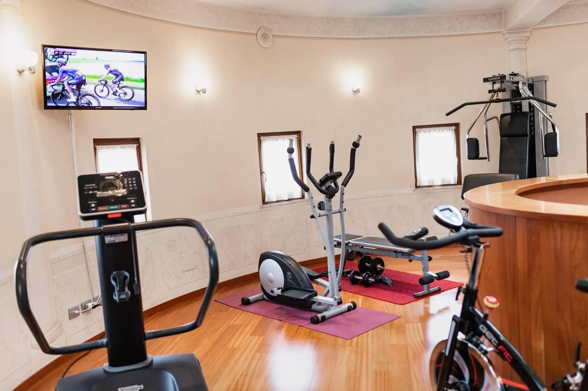 Fitness centre/facilities, Fitness Center/Facilities in Hotel Crystal