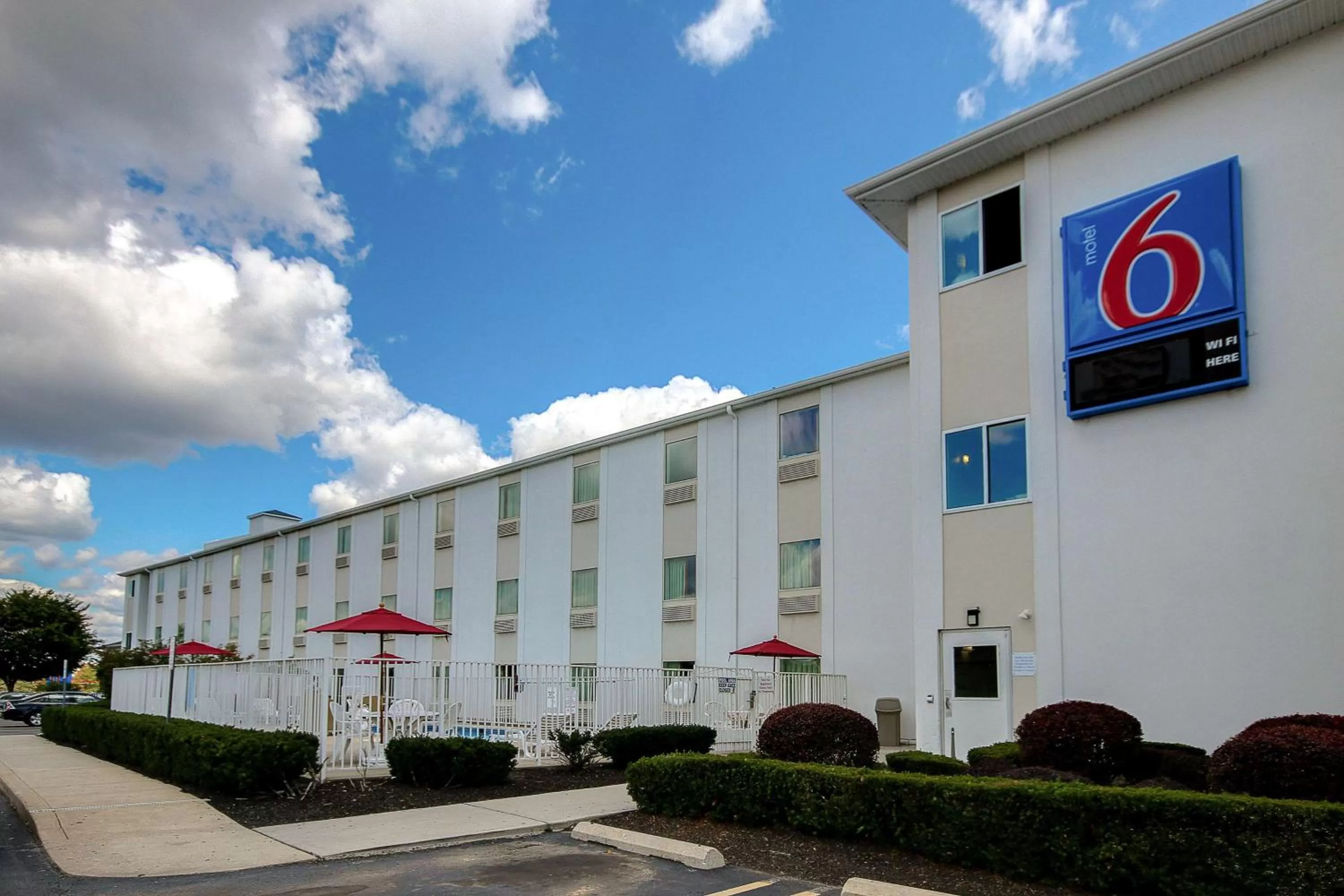 Property building in Motel 6 King Of Prussia PA