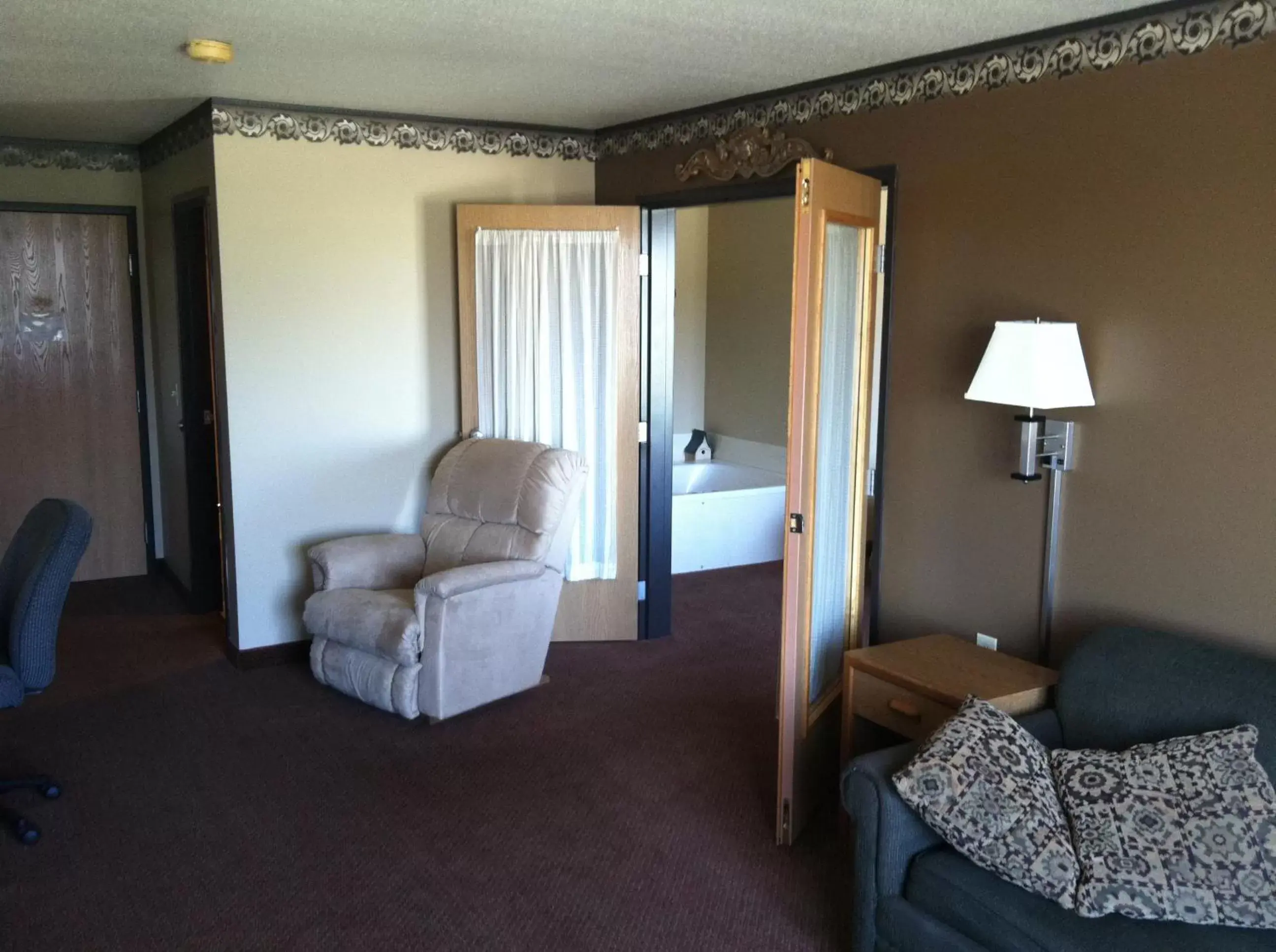 Bed in Days Inn by Wyndham Worthington Bed in Days Inn by Wyndham Worthington