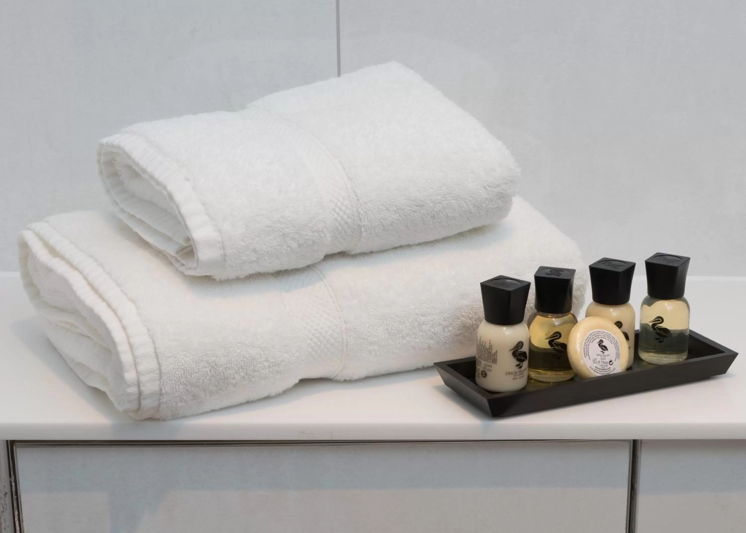 Bathroom in Camden Enterprise Hotel