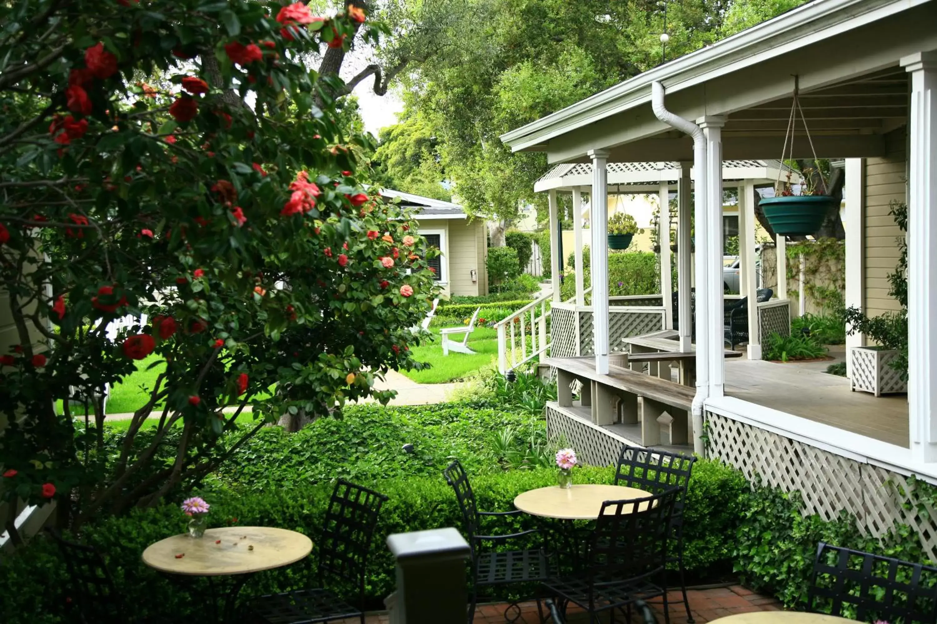 Facade/entrance, Garden in The Upham Hotel