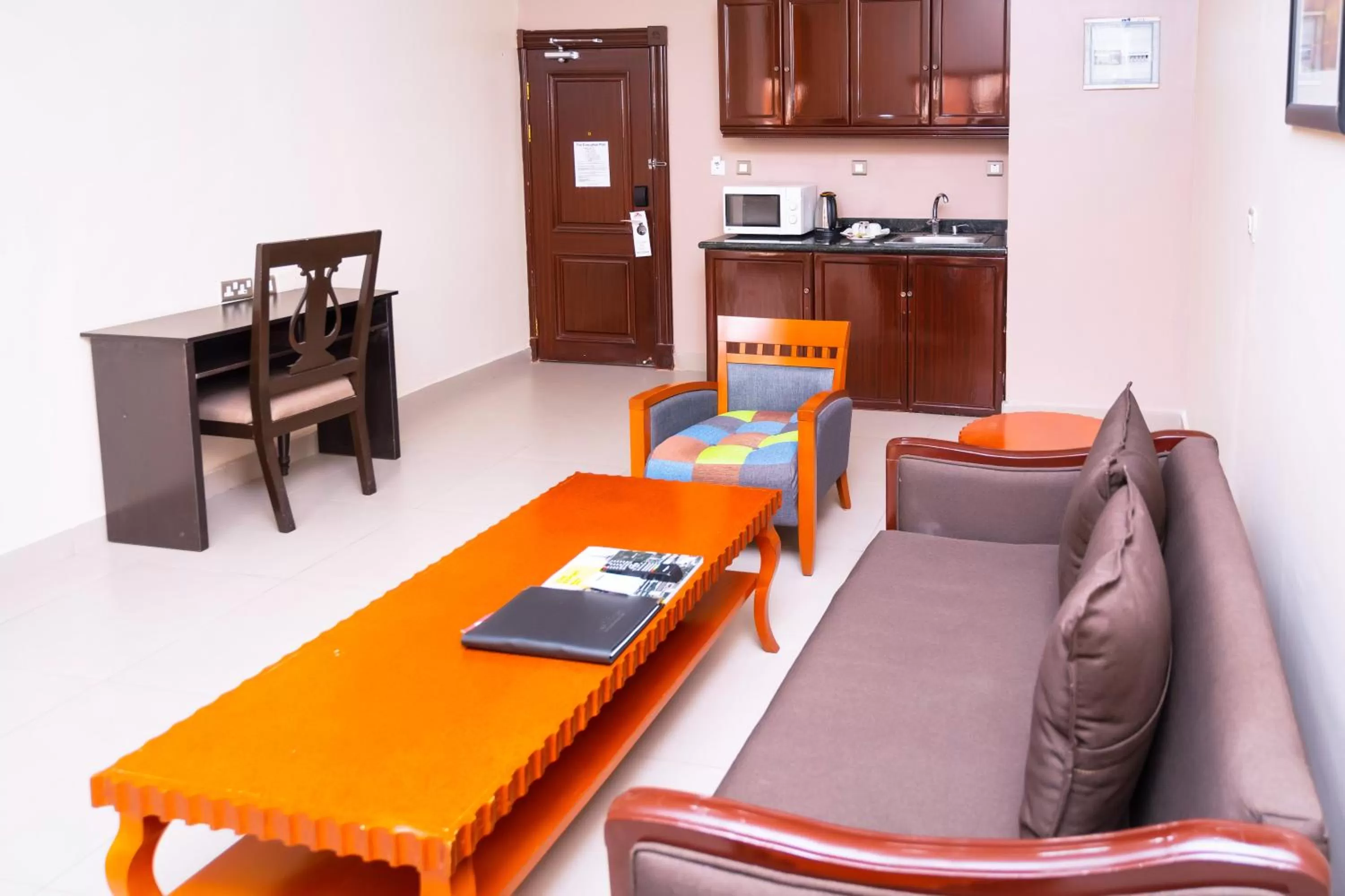 Living room in Hawthorn Suites by Wyndham Abuja