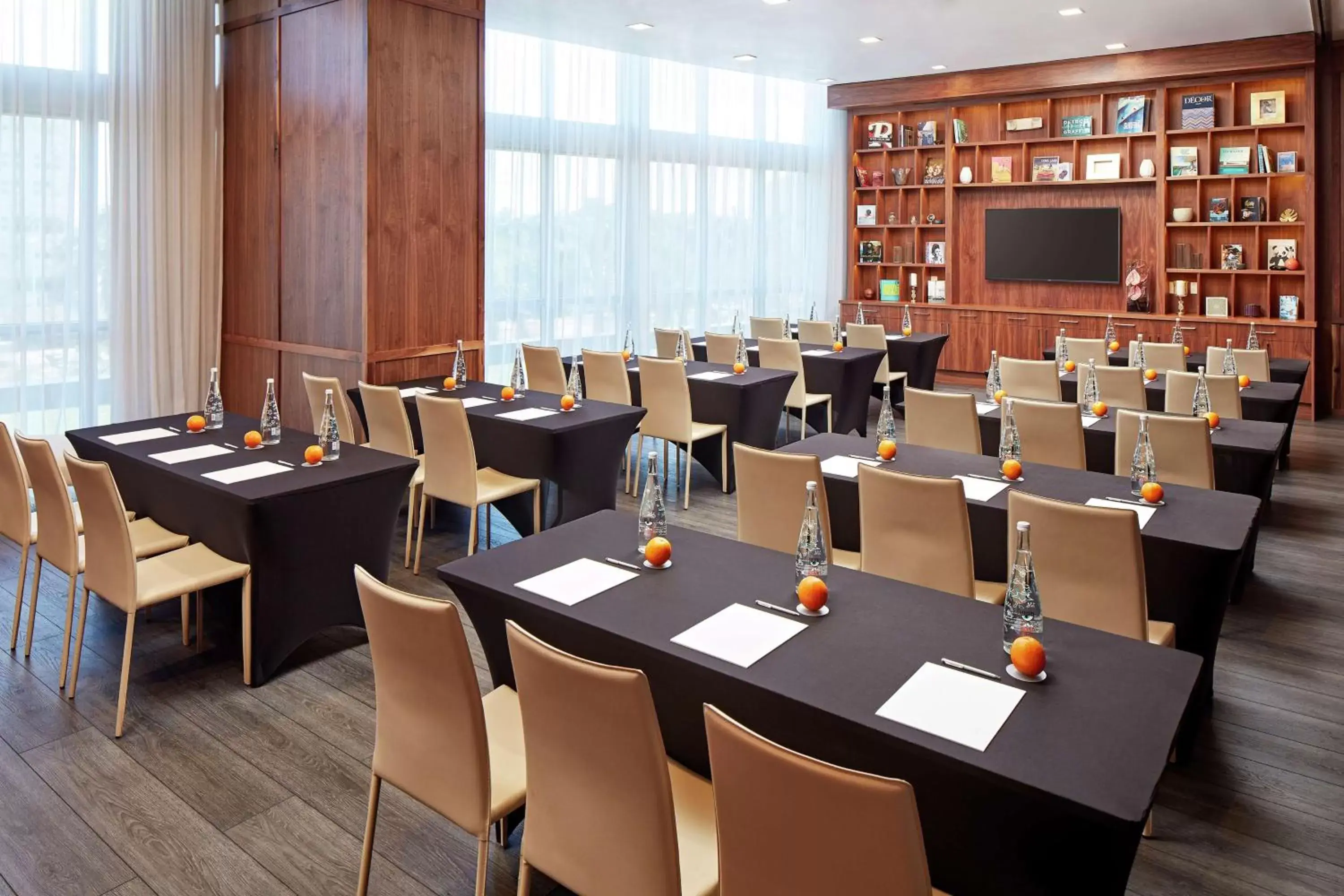 Meeting/conference room, Restaurant/Places to Eat in The Gabriel Miami Downtown, Curio Collection by Hilton