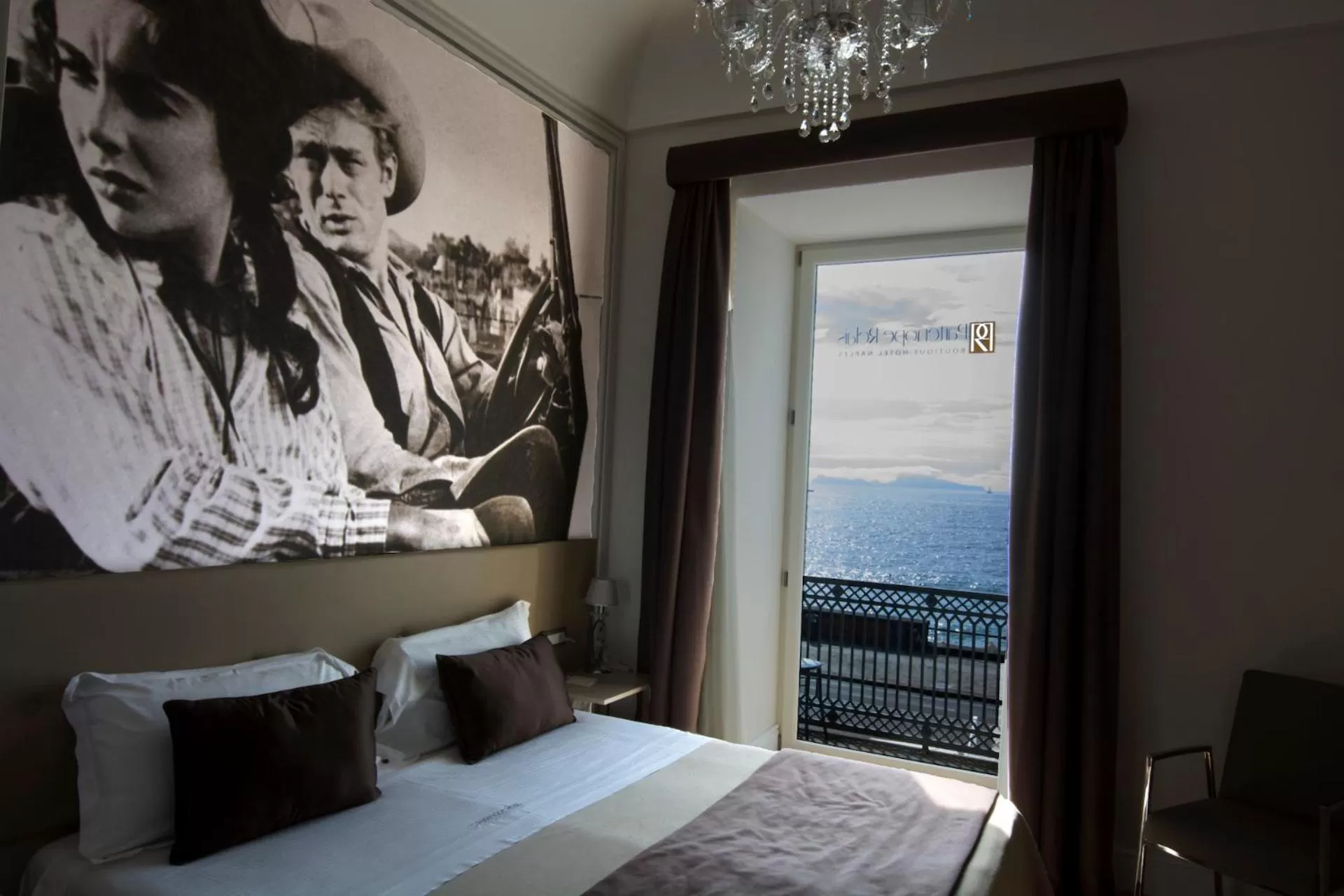 Bed in Partenope Relais