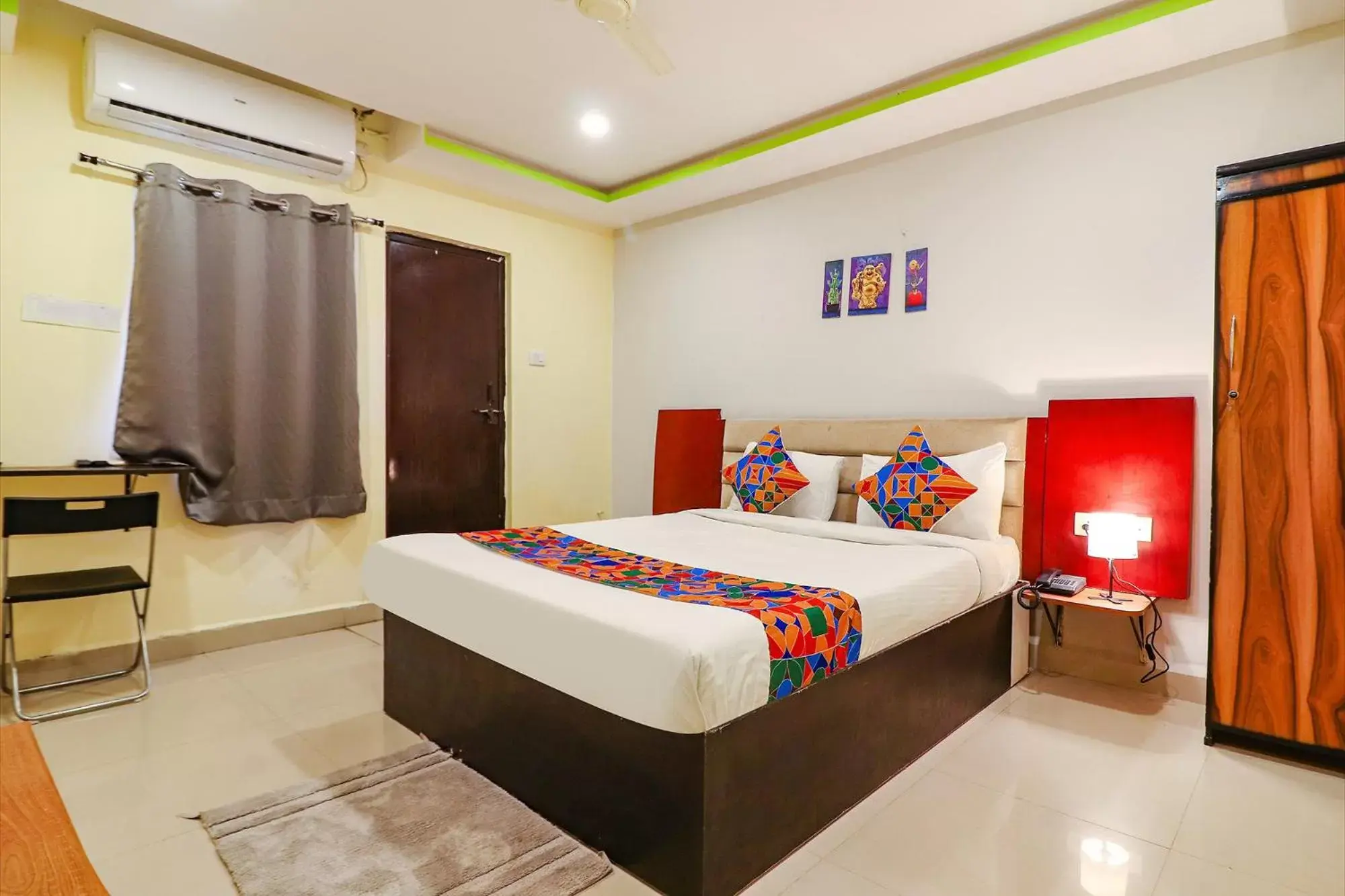 Property building, Bed in FabExpress Broholic Suites - Nr JNTU Kukatpally Property building, Bed in FabExpress Broholic Suites - Nr JNTU Kukatpally