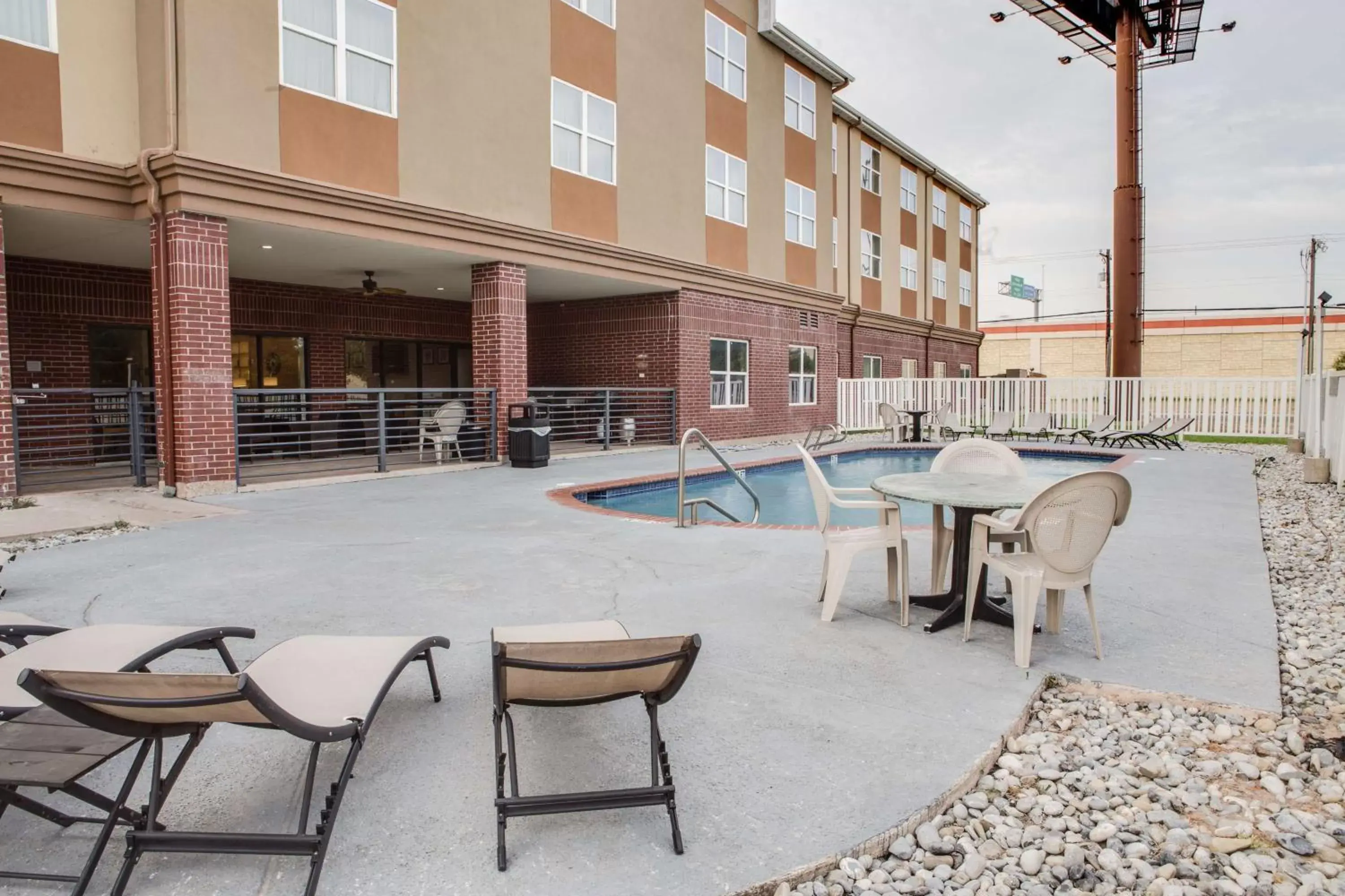 Activities, Swimming Pool in Country Inn & Suites by Radisson, Harlingen, TX
