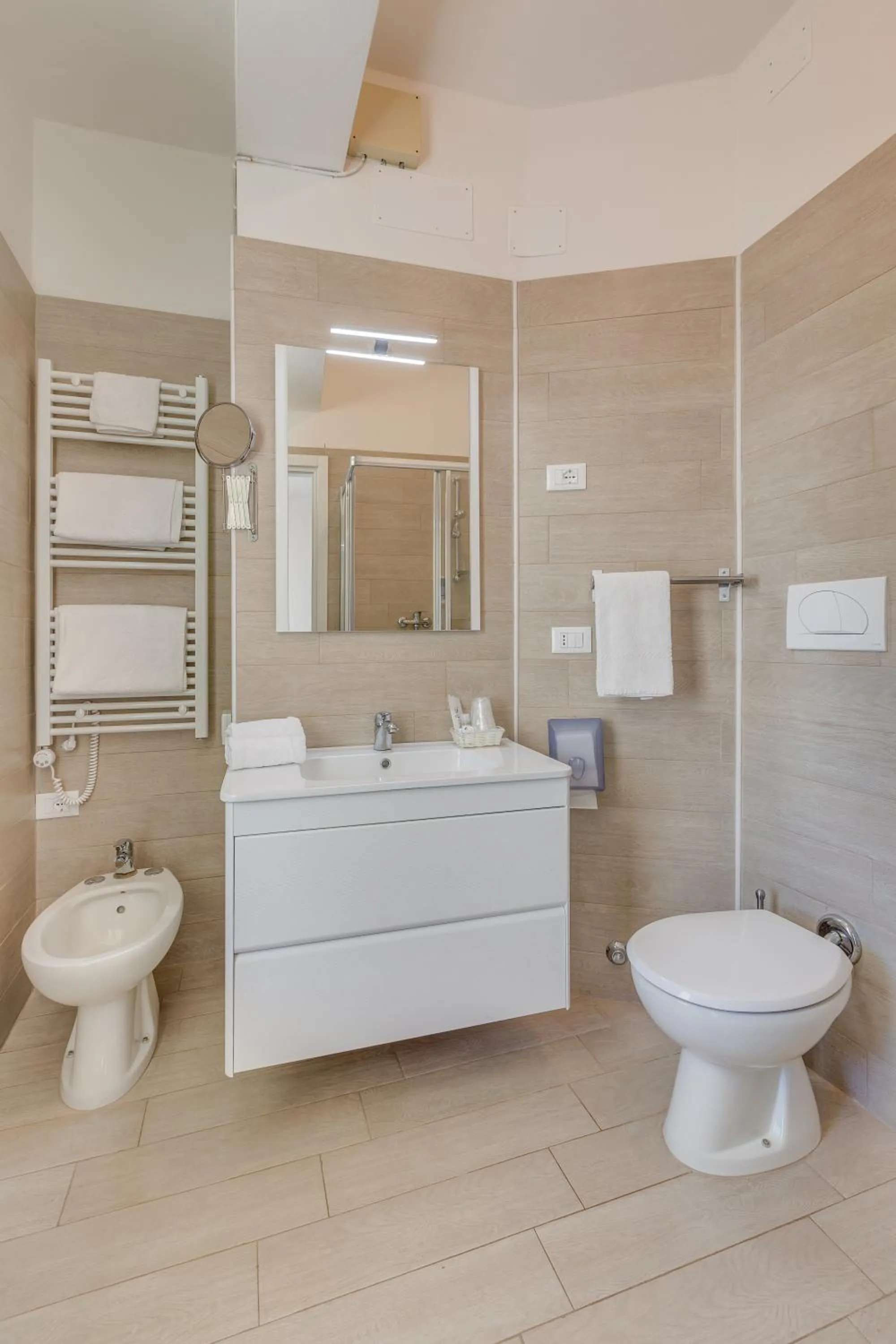 Bathroom in Hotel Austria